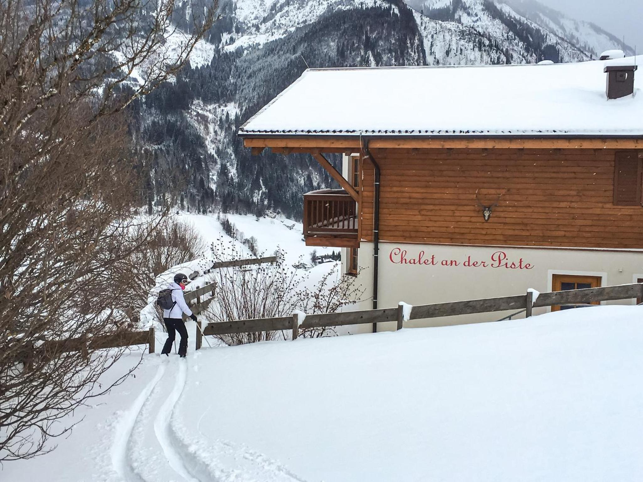 Chalet an der Piste view 2