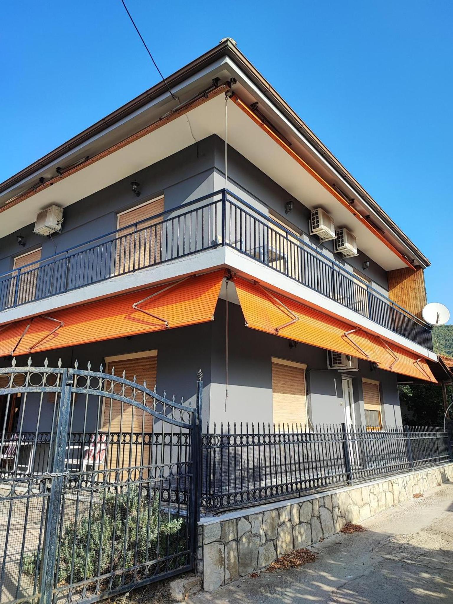 Cosy house Stratoni Chalkidiki 300m from beach view 2
