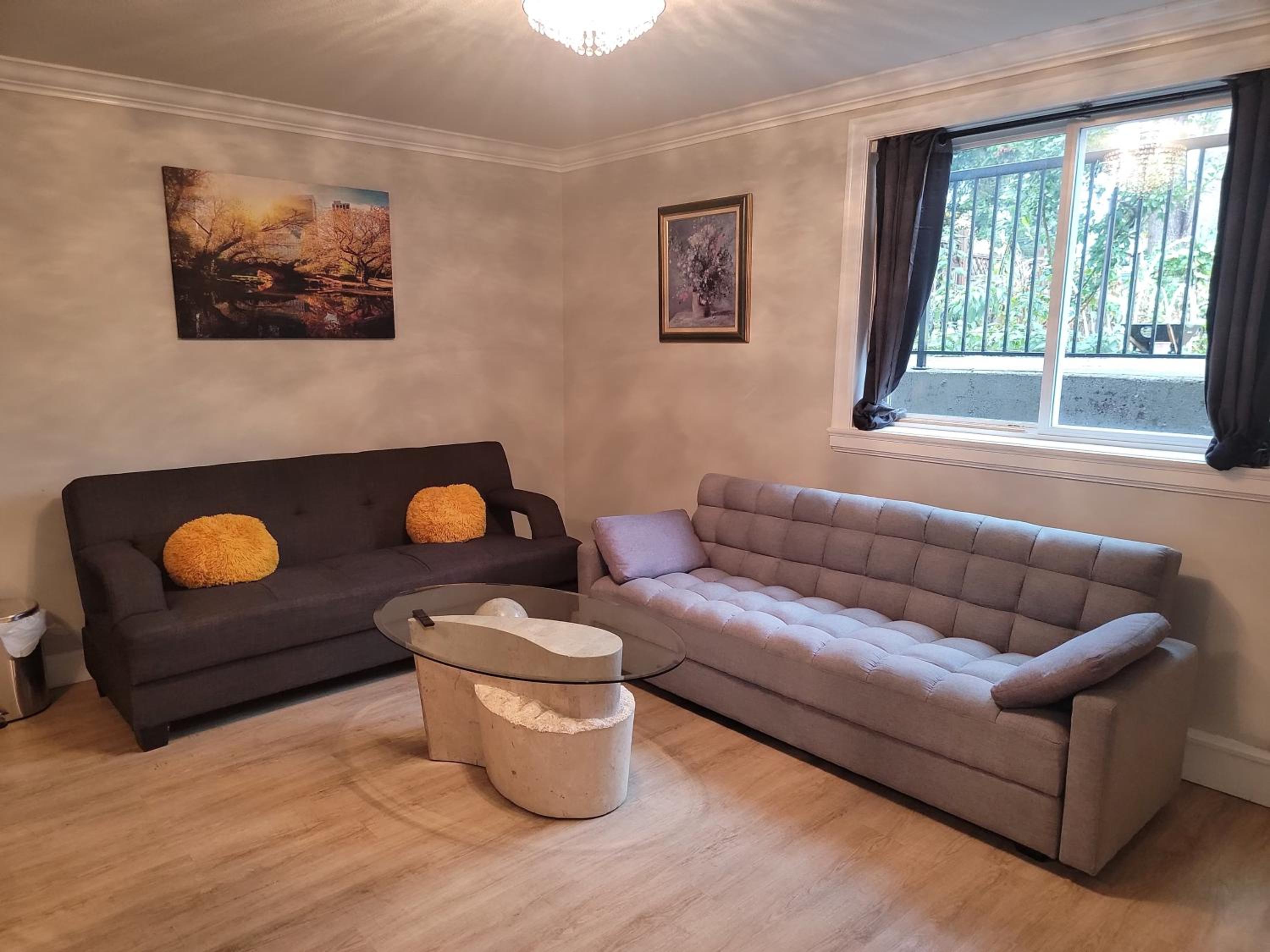 Oscar INN & 2bd Family Suite or Private Room