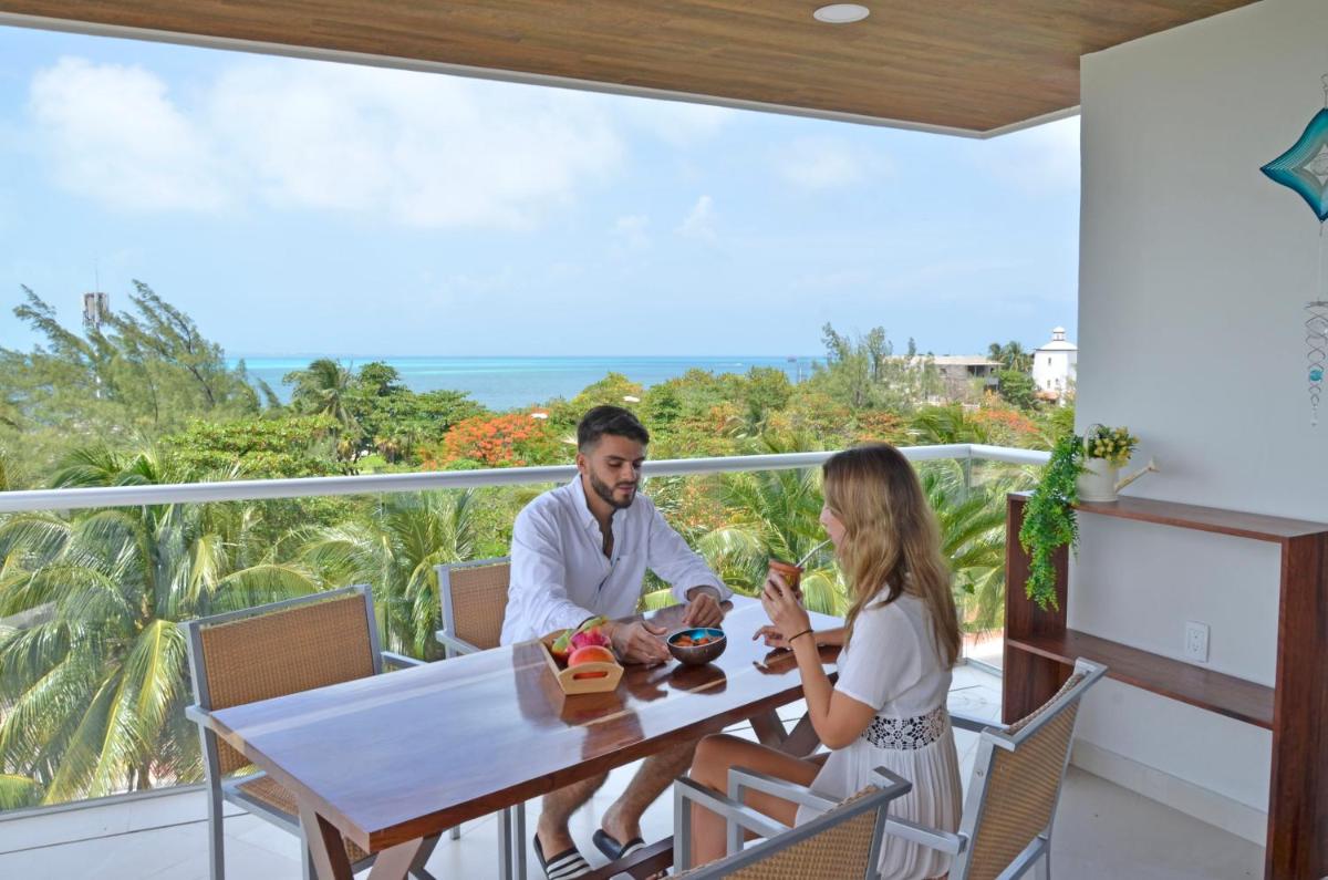 TAKH Sea View Apartment