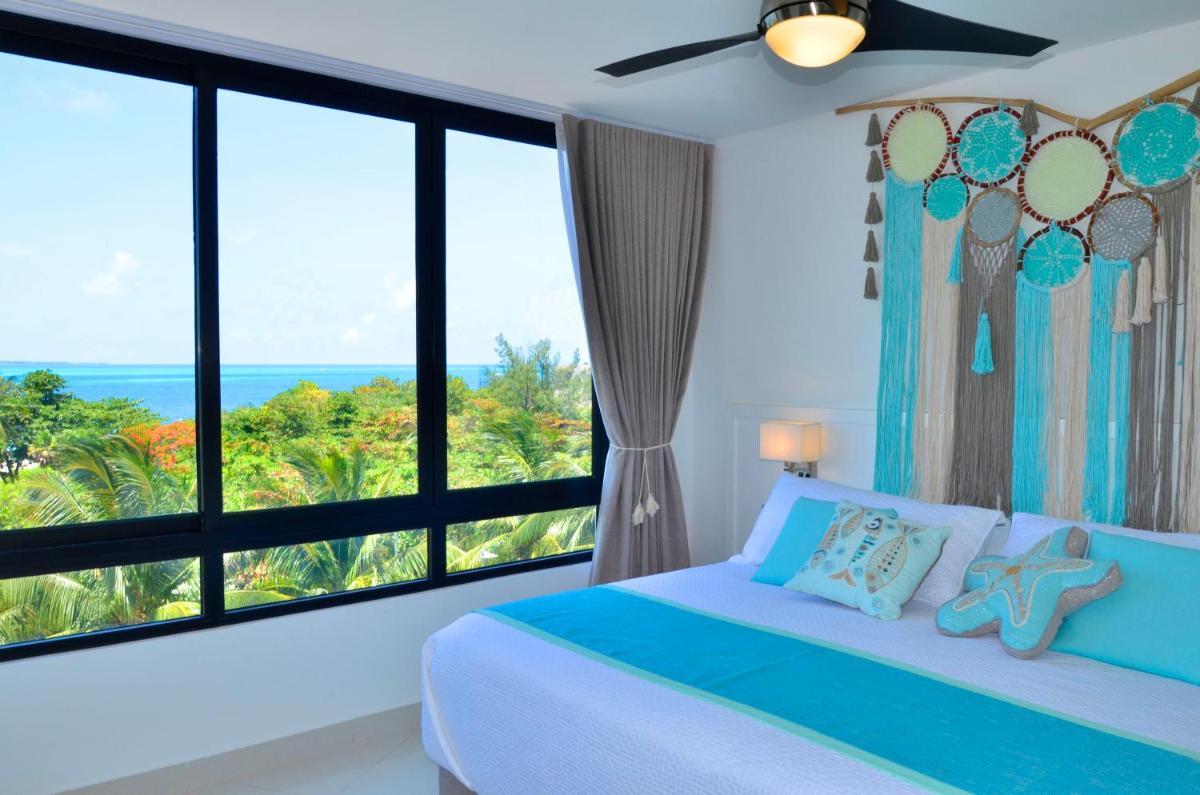 TAKH Sea View Apartment
