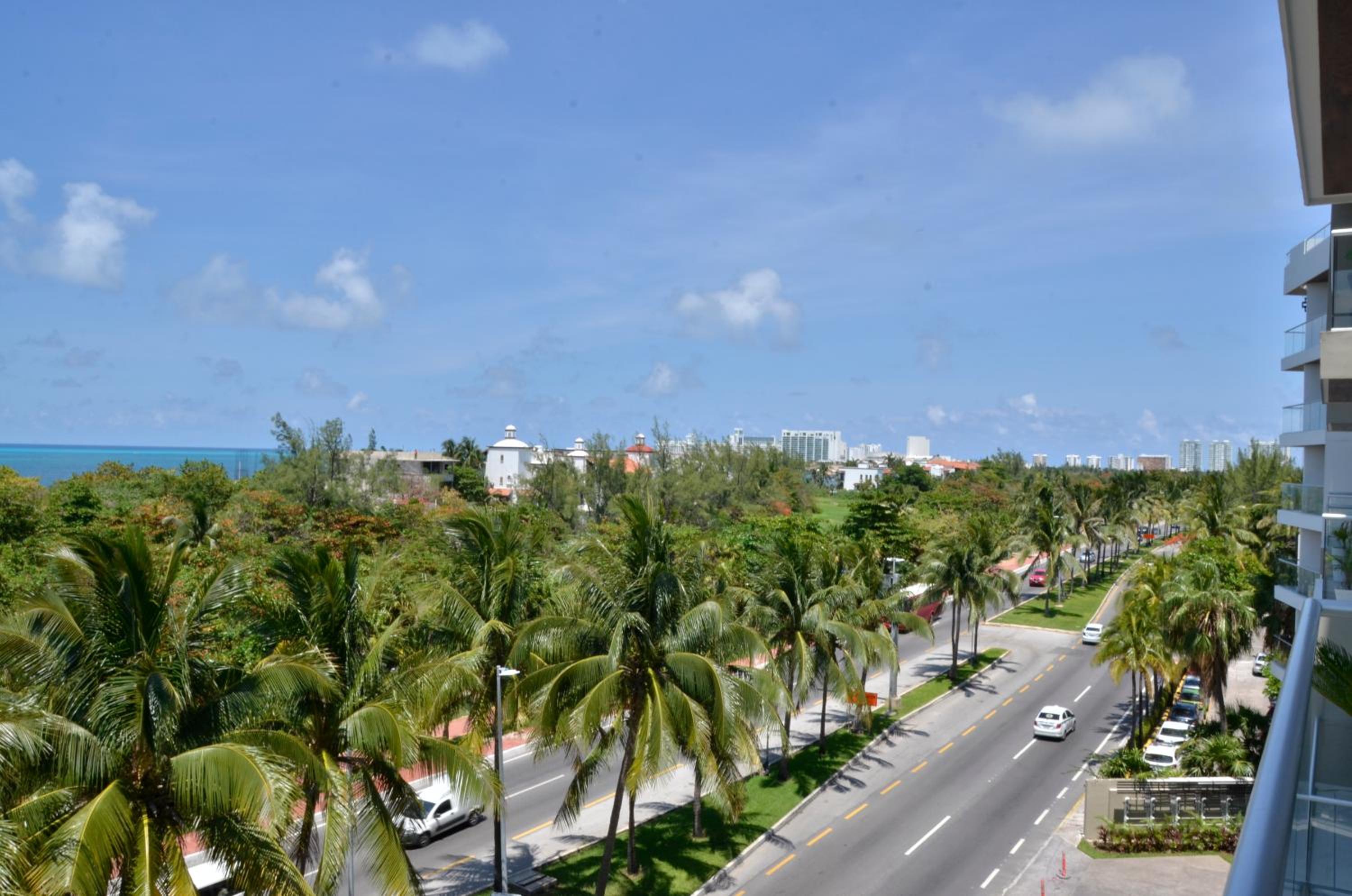 TAKH Sea View Apartment