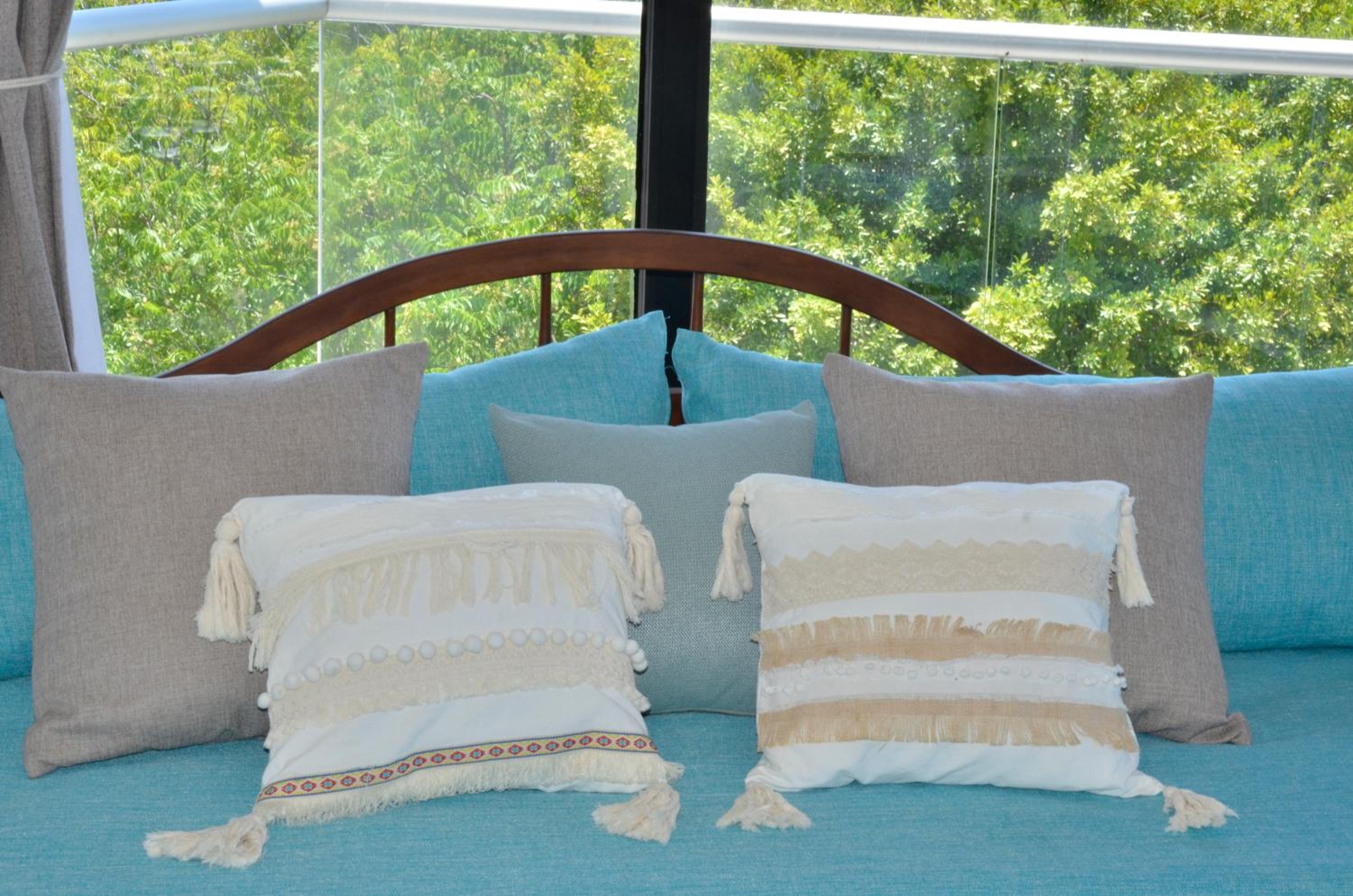 TAKH Sea View Apartment