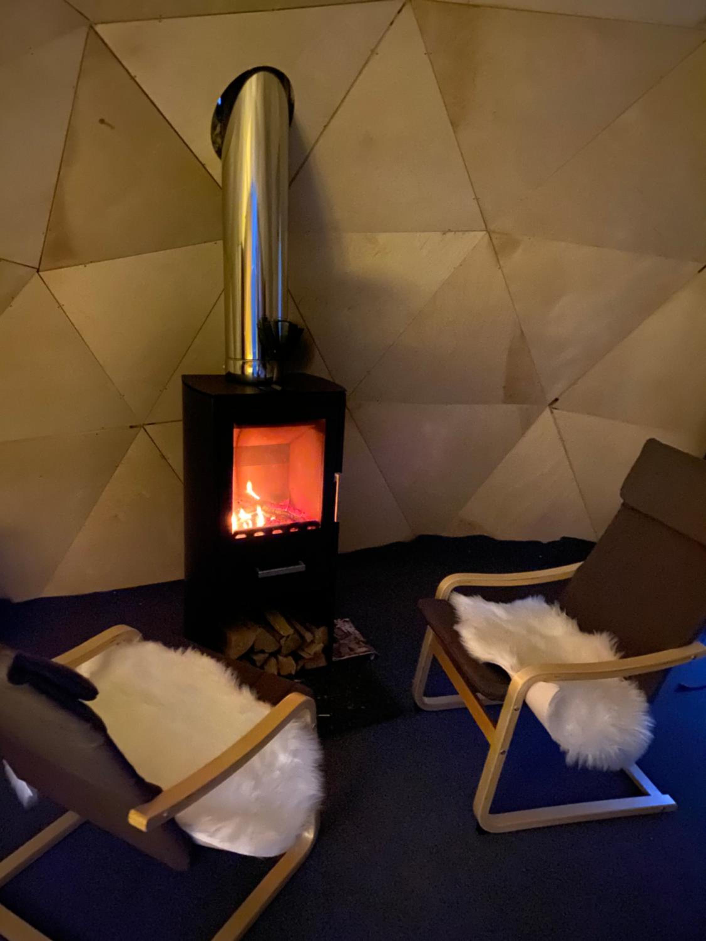 Private Jacuzzi Igloo bedroom in Aurora Lounge Hotel with shared sauna and pet friendly