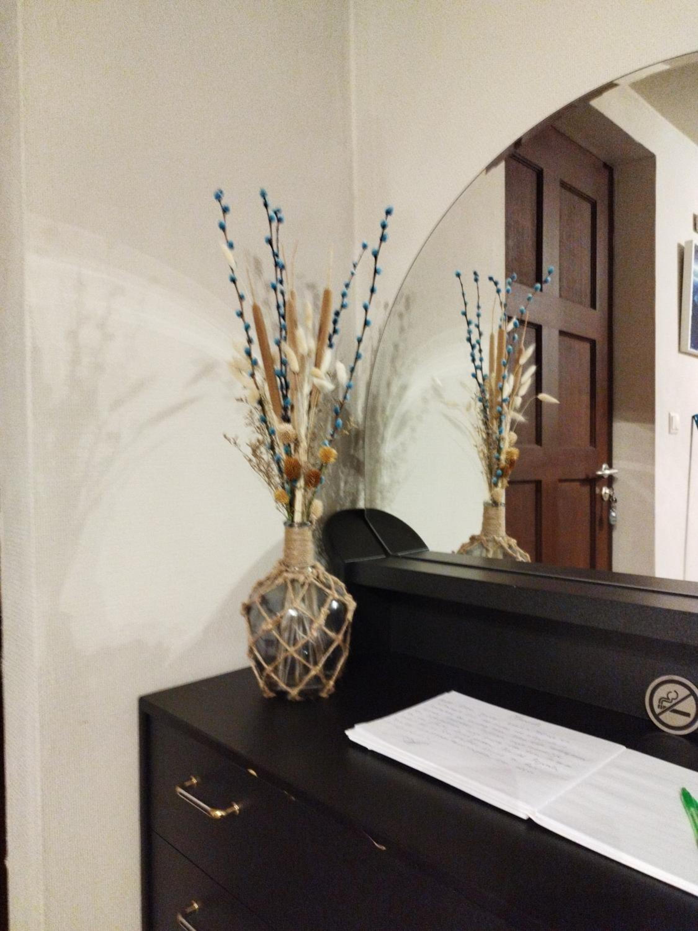 Qiomi's room