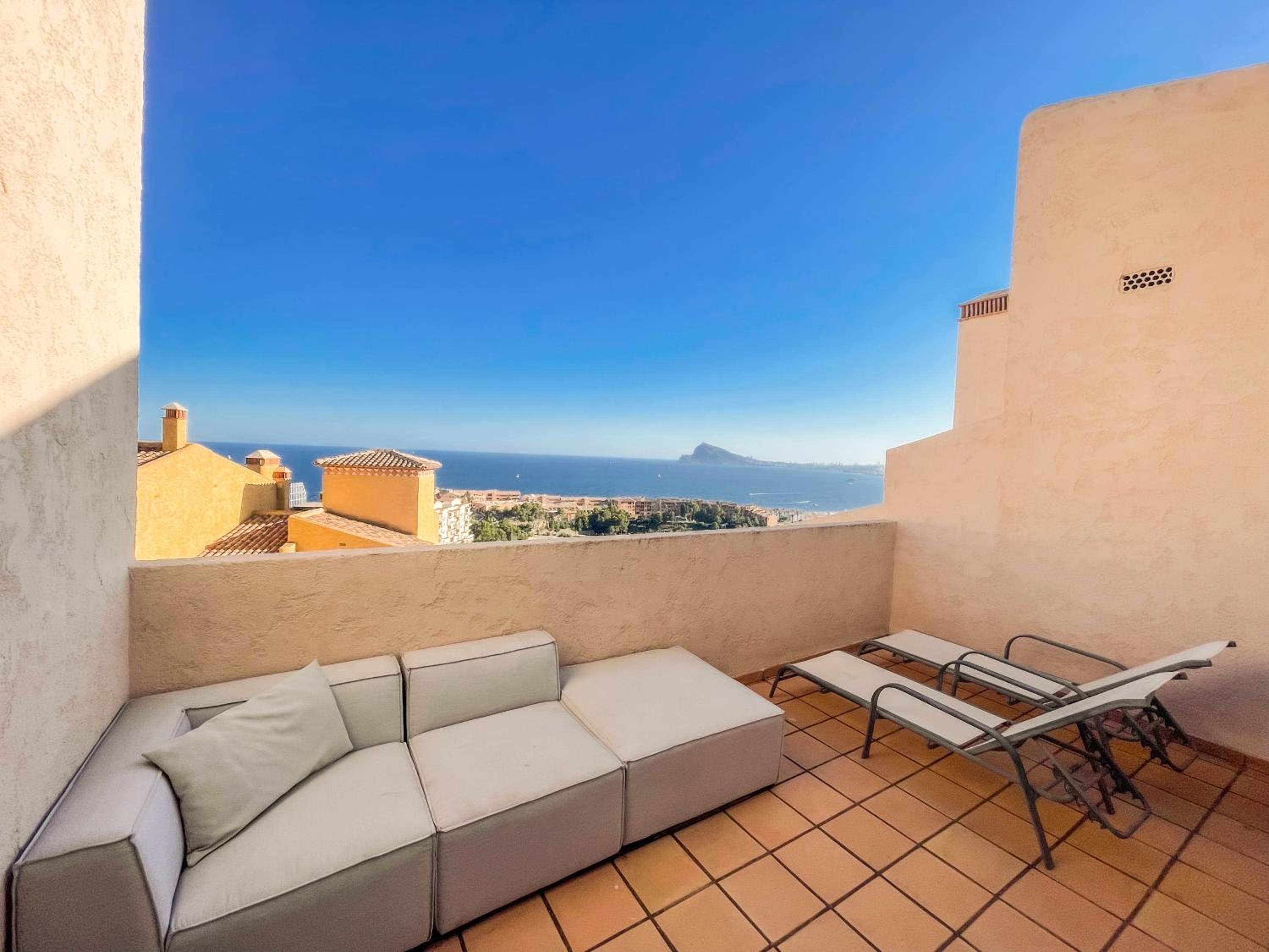 Private Seaviews Cozy Chalet in Altea