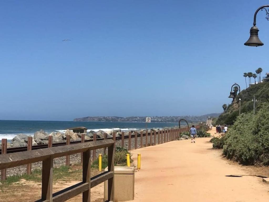 Blue Whale Inn San Clemente Charmer Unit A view 5