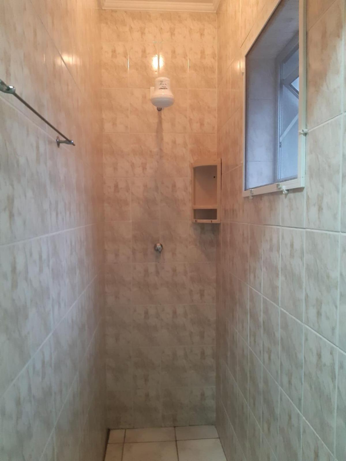 Apeninos Suites Basicas