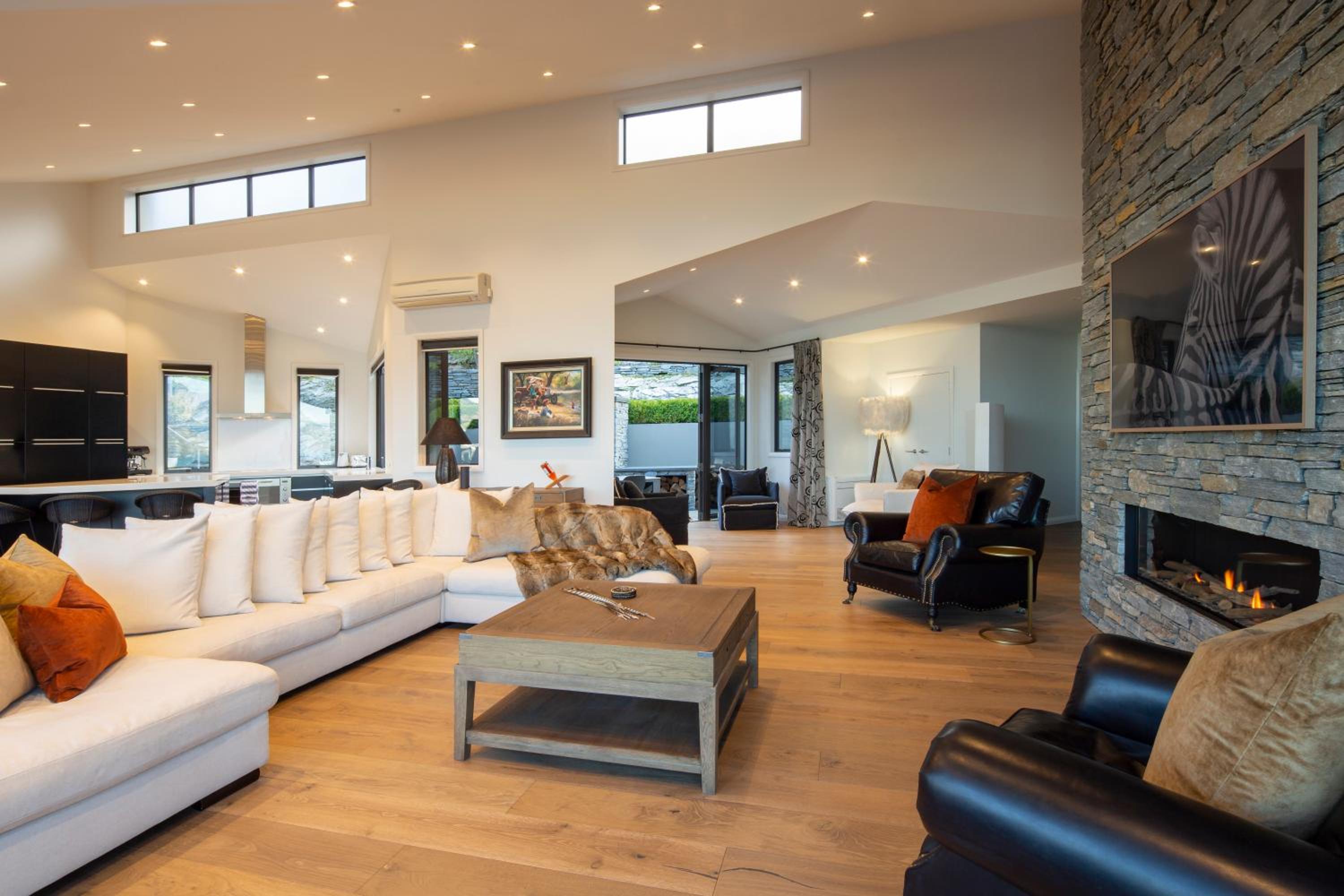 Ti Tihi by Sotheby's Luxury Rental Homes view 4