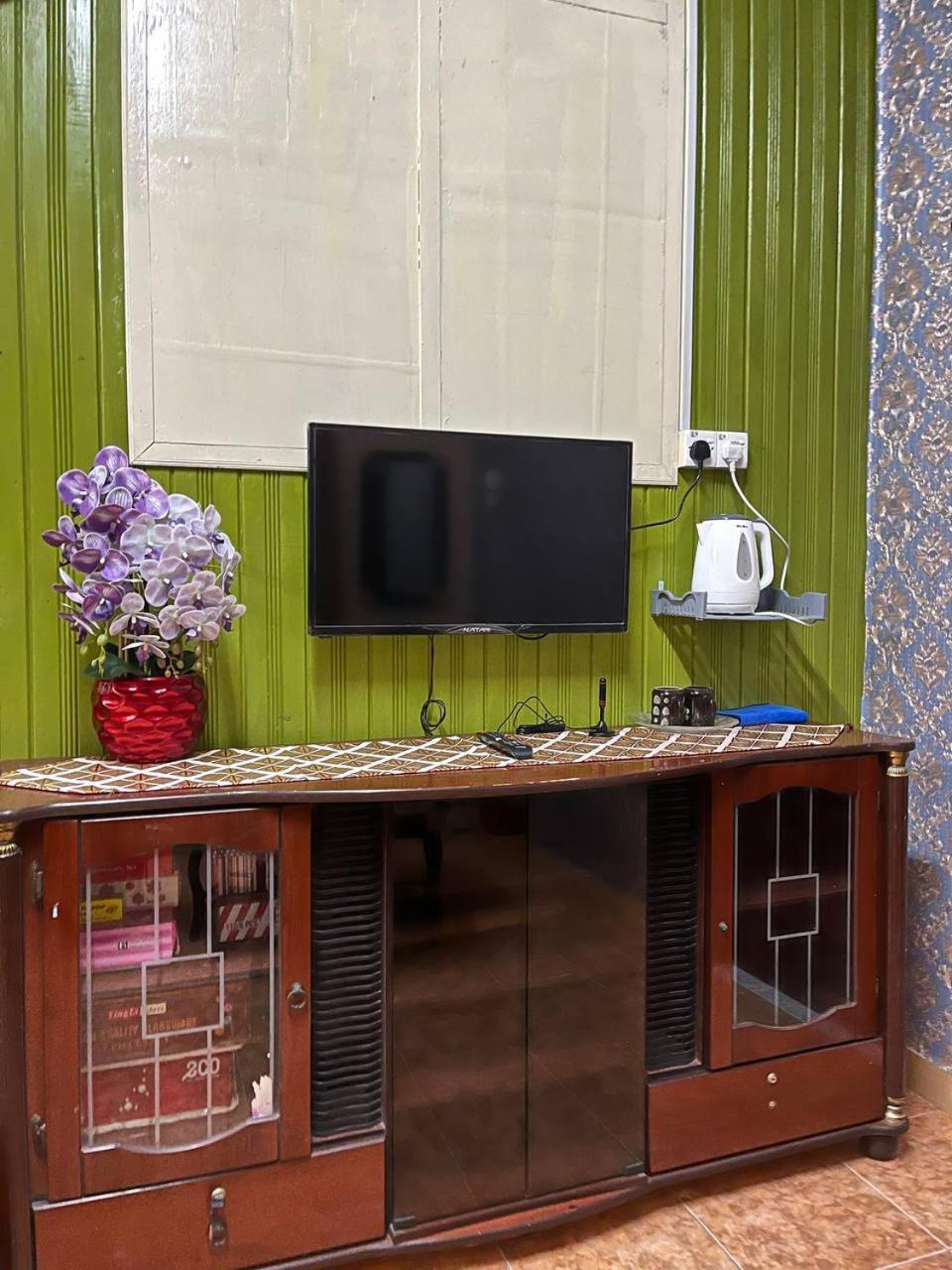Roomstay Budget Kuala Terengganu Desa Chendering Private Bathroom photo 3