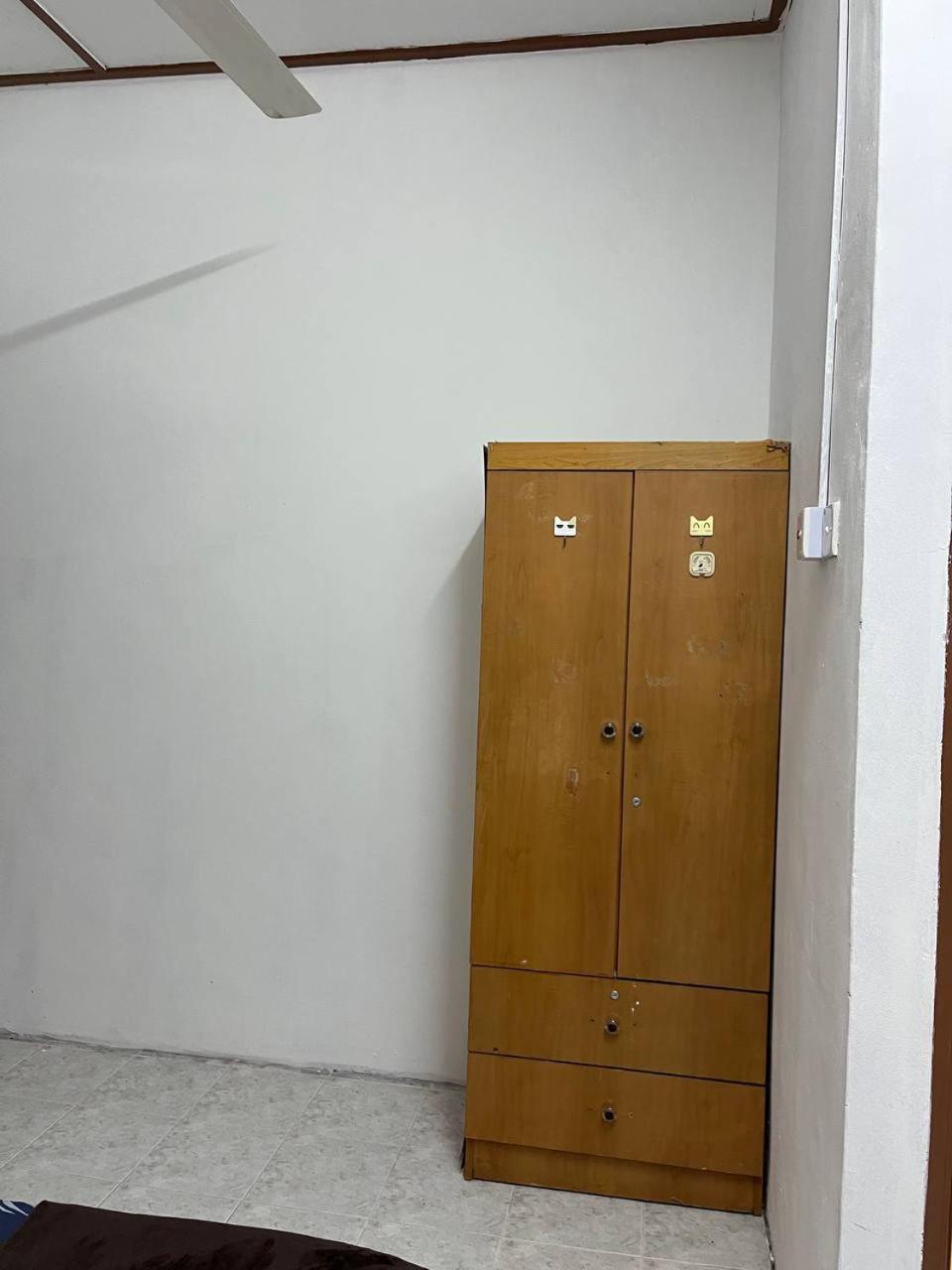 Roomstay Budget Kuala Terengganu Desa Chendering Private Bathroom photo 4