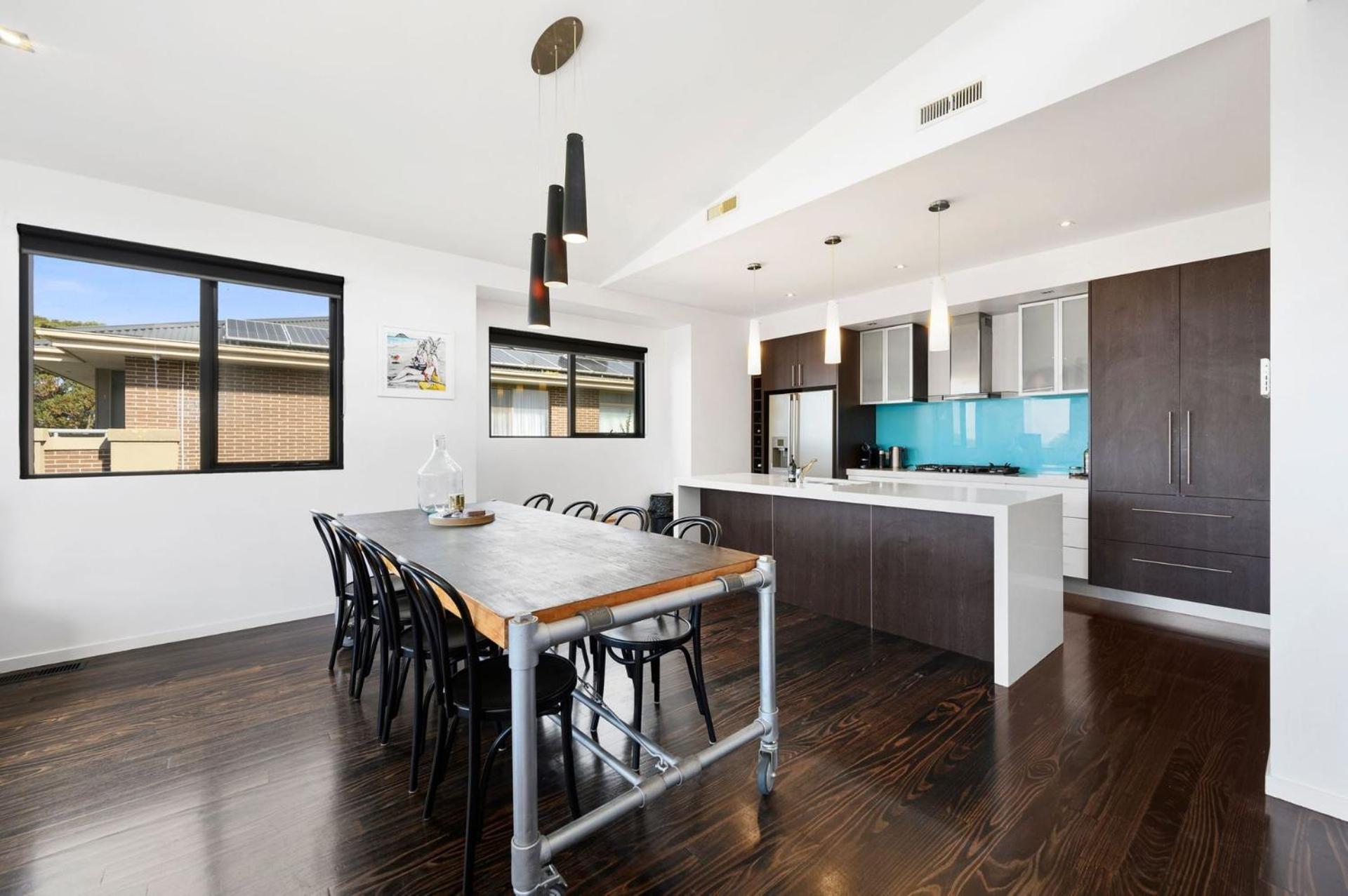 Sea View Beach House 11a
