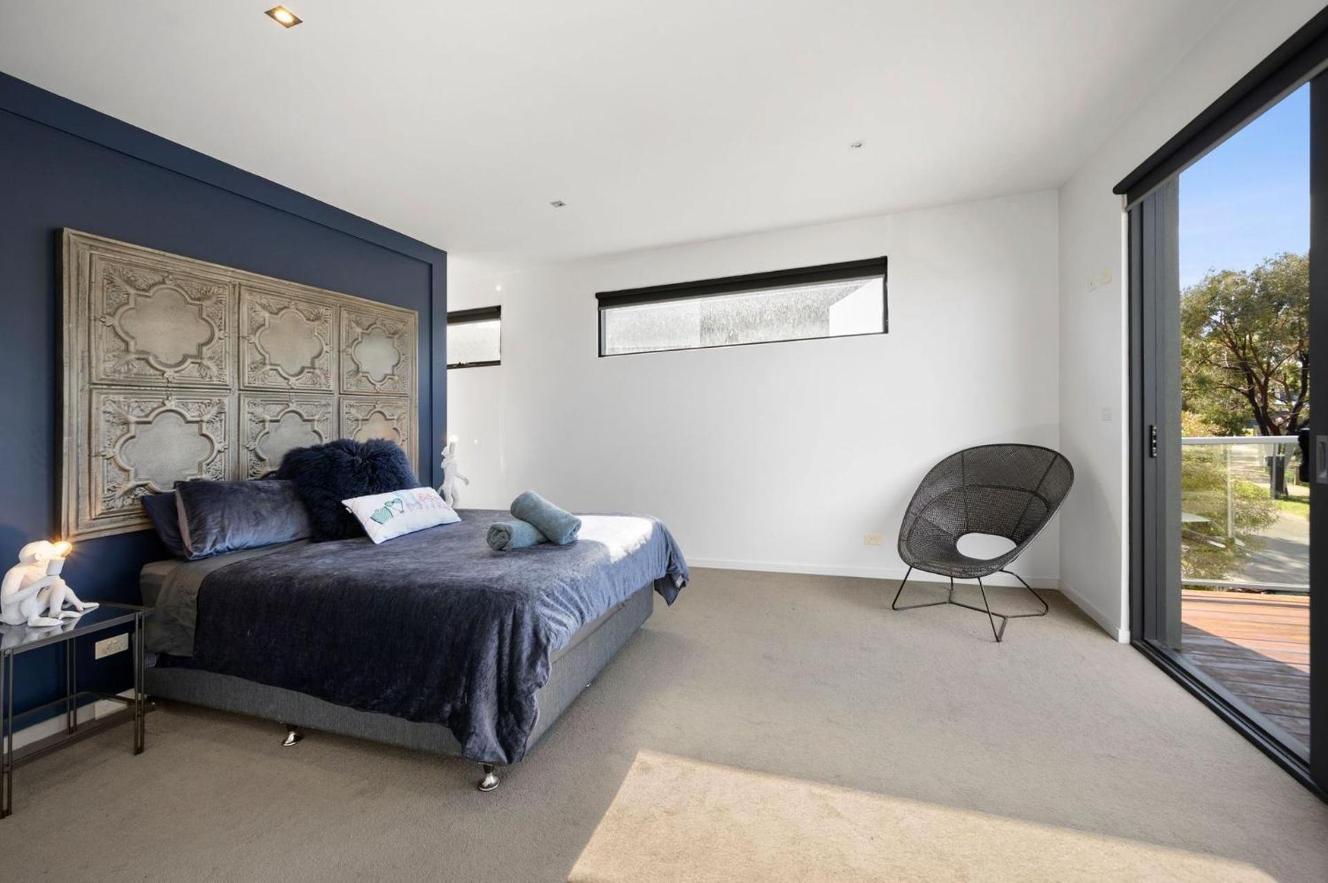 Sea View Beach House 11a