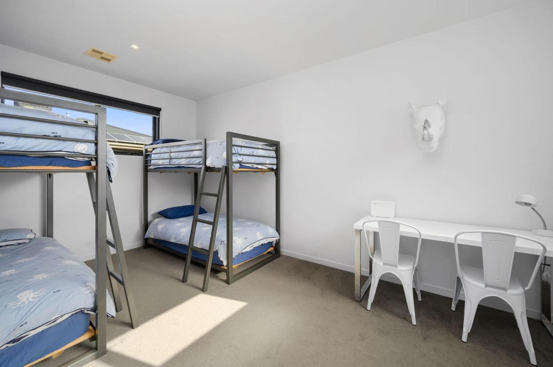 Sea View Beach House 11a