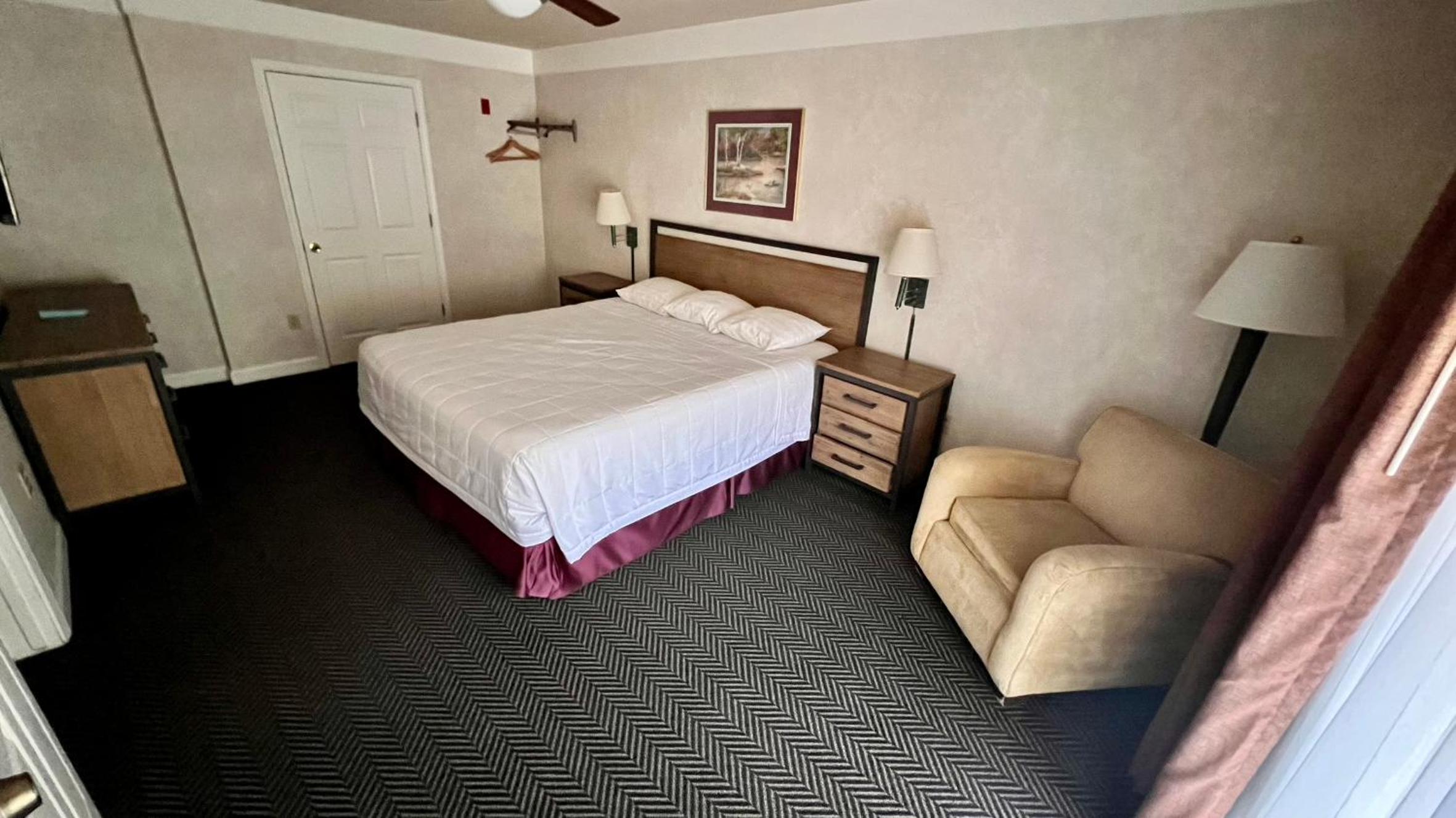 Yosemite View Lodge view 5