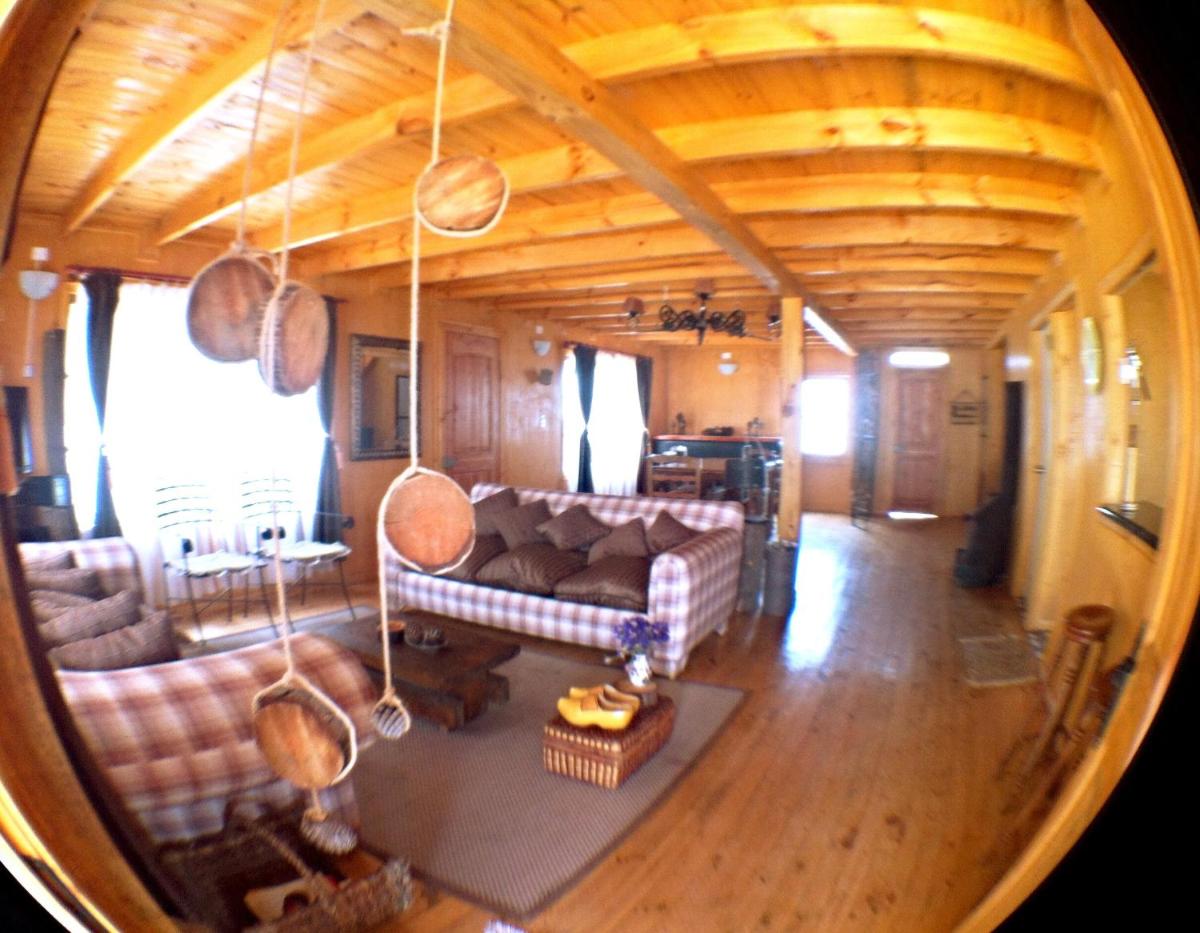 Casa Blanca House