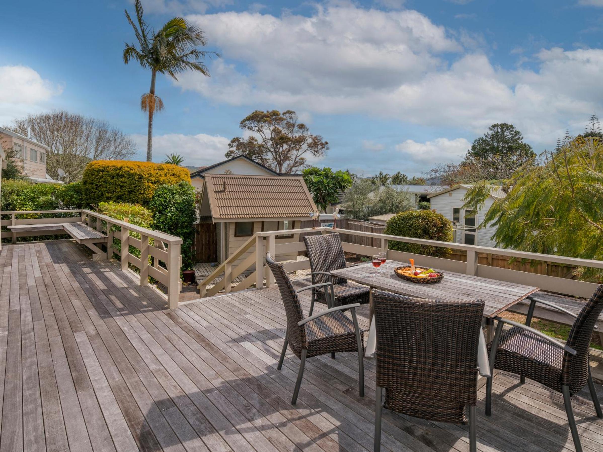 Relax On Courtney - Pauanui Holiday Home view 2