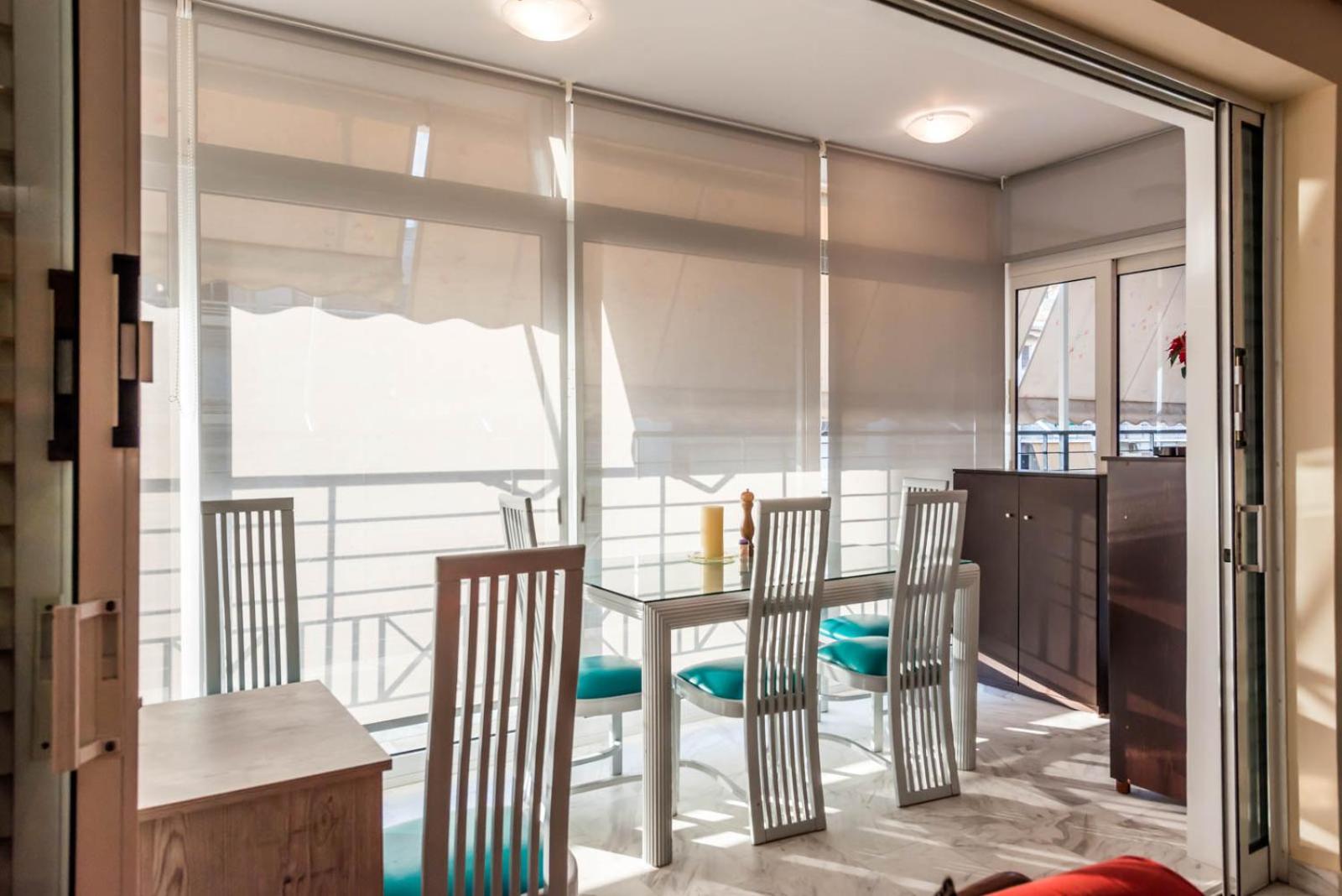 Flisvos Elite Seafront Luxury Apartment