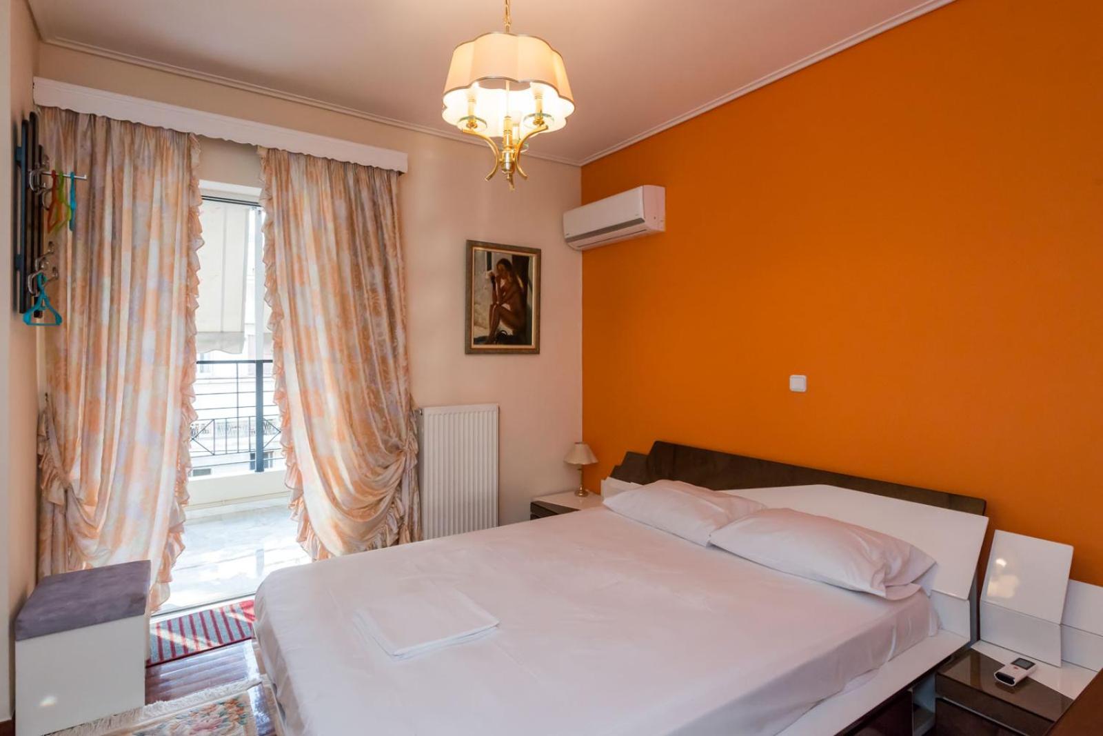 Flisvos Elite Seafront Luxury Apartment