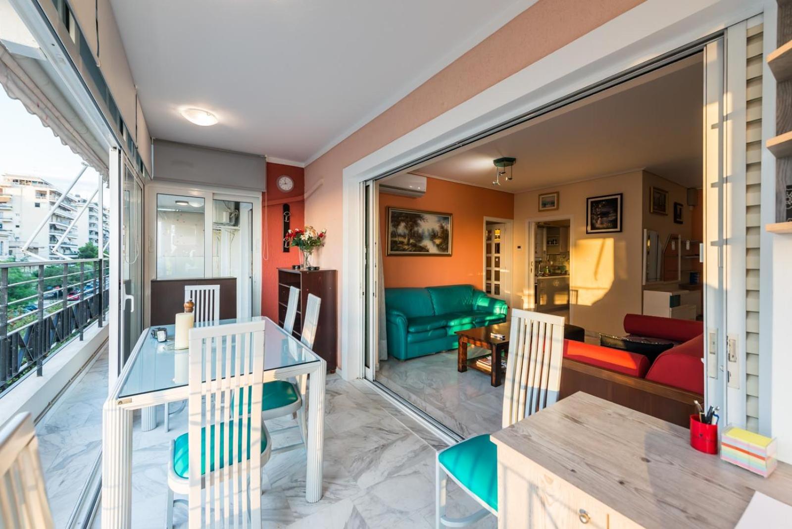 Flisvos Elite Seafront Luxury Apartment