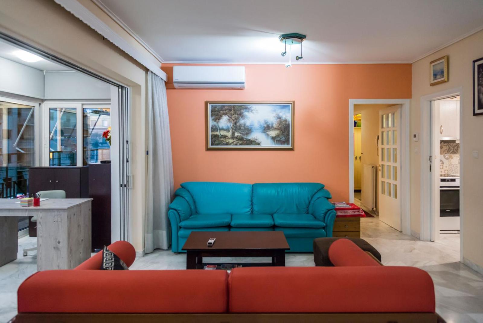 Flisvos Elite Seafront Luxury Apartment