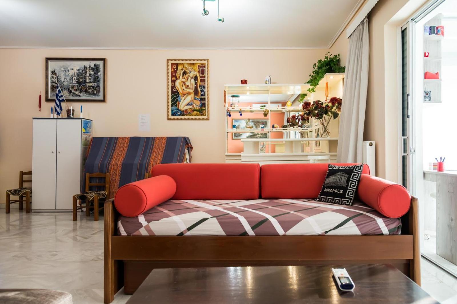 Flisvos Elite Seafront Luxury Apartment
