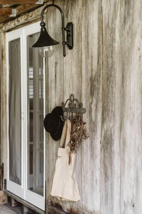 Picturesque Barn located on the Shoalhaven River