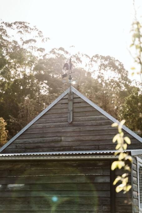 Picturesque Barn located on the Shoalhaven River