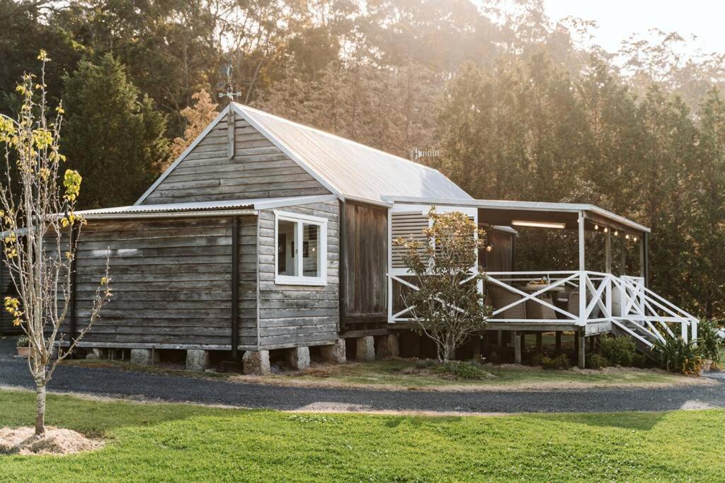 Picturesque Barn located on the Shoalhaven River
