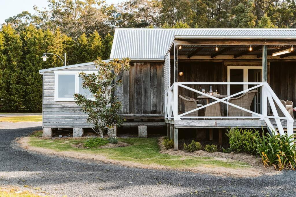 Picturesque Barn located on the Shoalhaven River