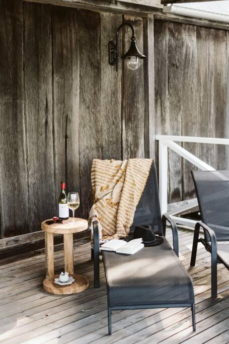 Picturesque Barn located on the Shoalhaven River