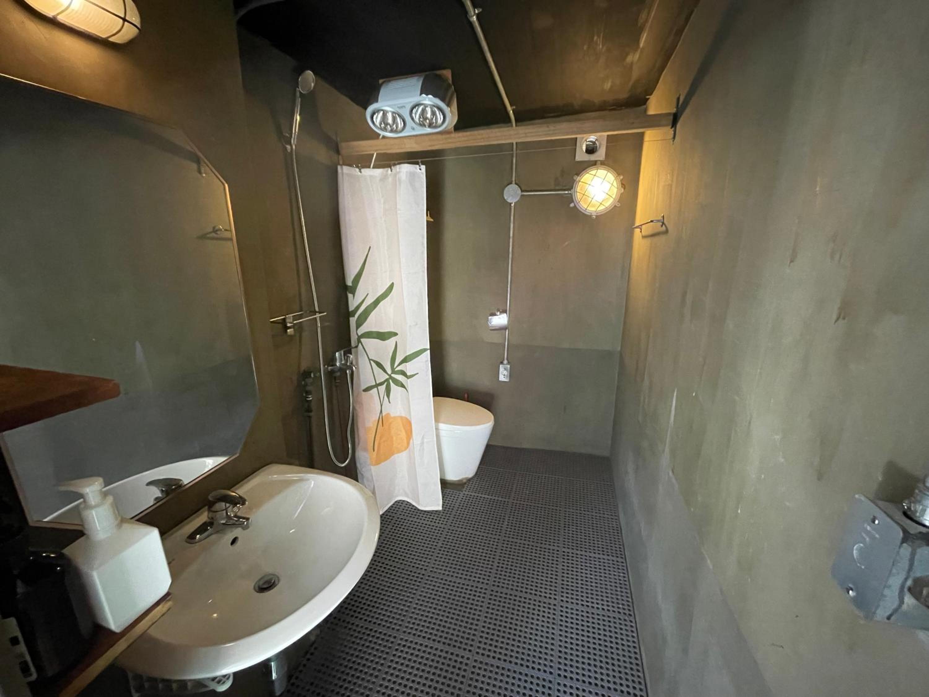 TwoTwo House
