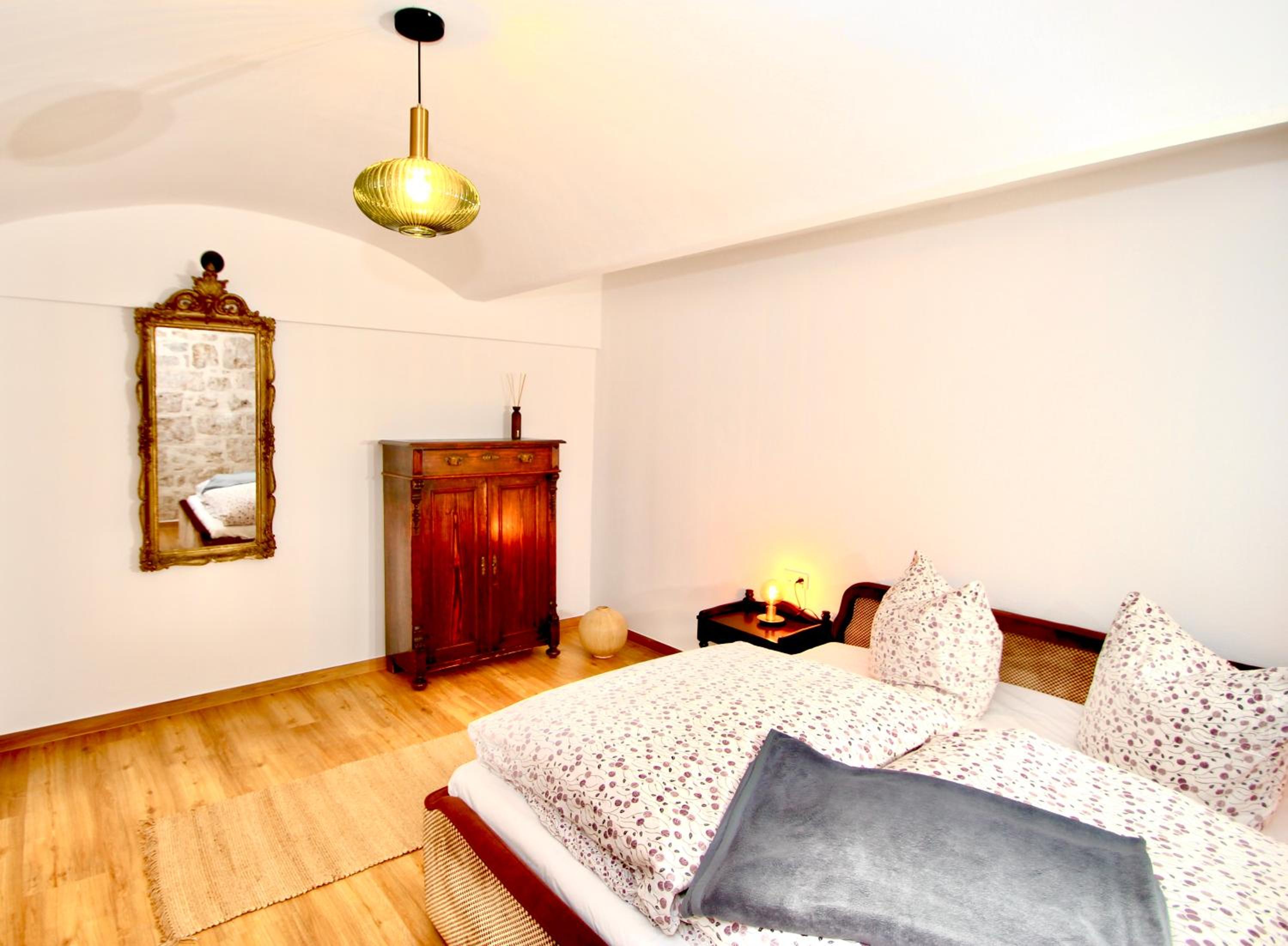 RÖSCH Apartment