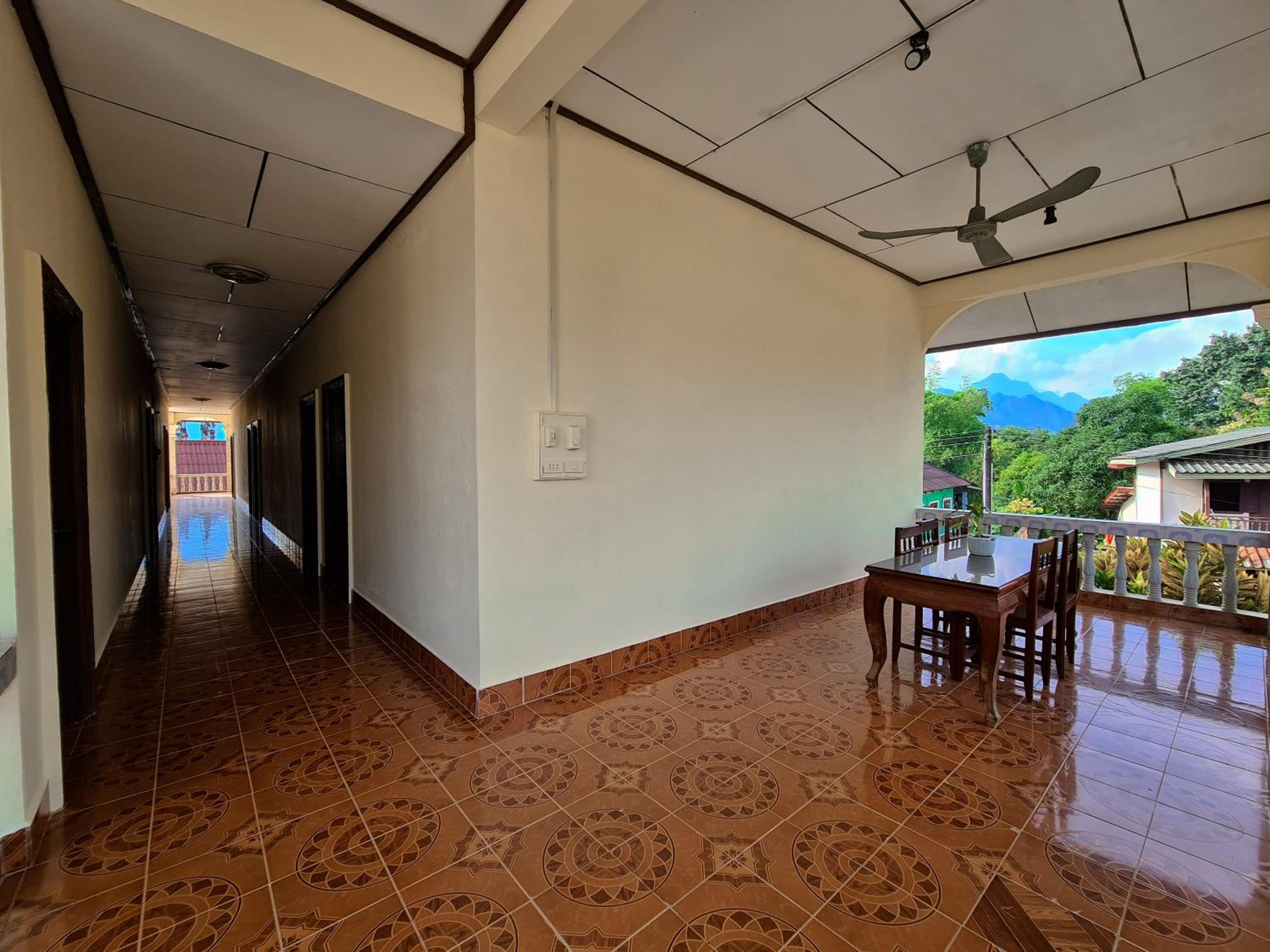 Saphaothong guesthouse, photo 11
