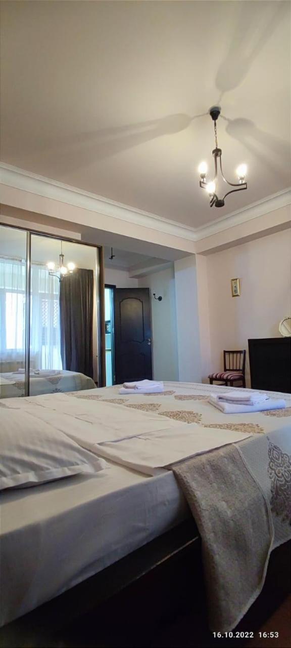 1 bedroom unit with patio view 4