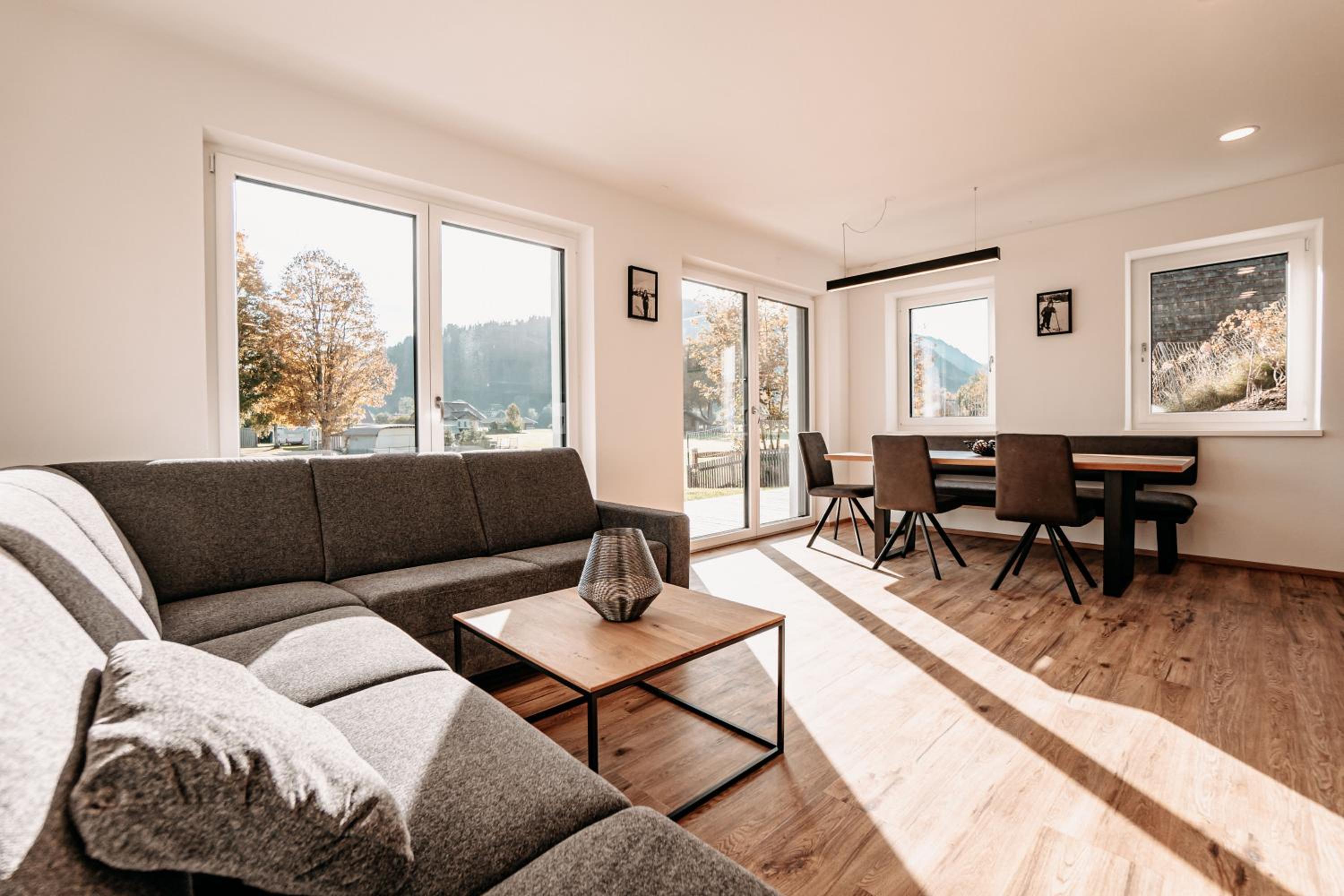 Tanners Chalet Apartments
