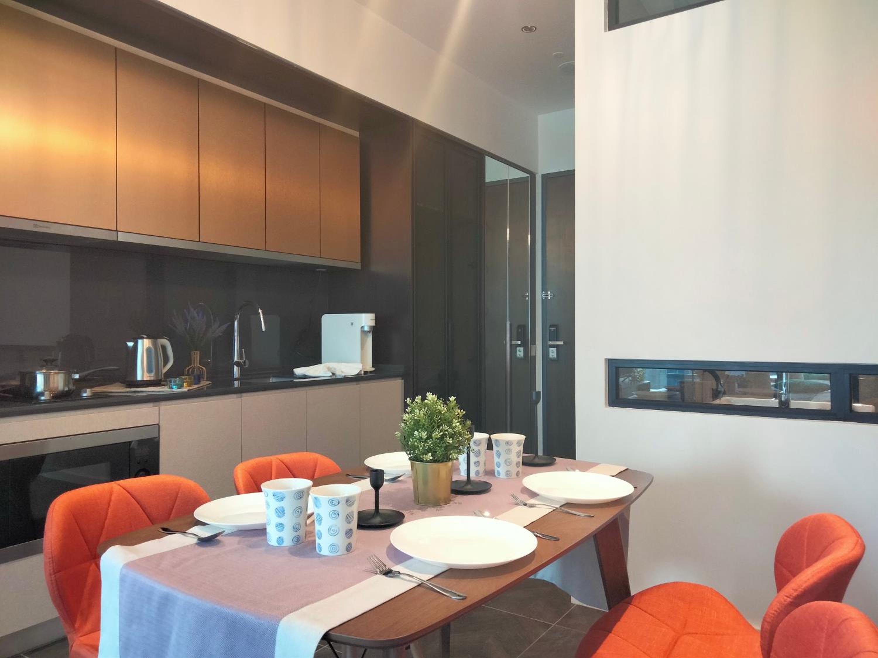 Scarletz Suites KLCC I HomeBrickz