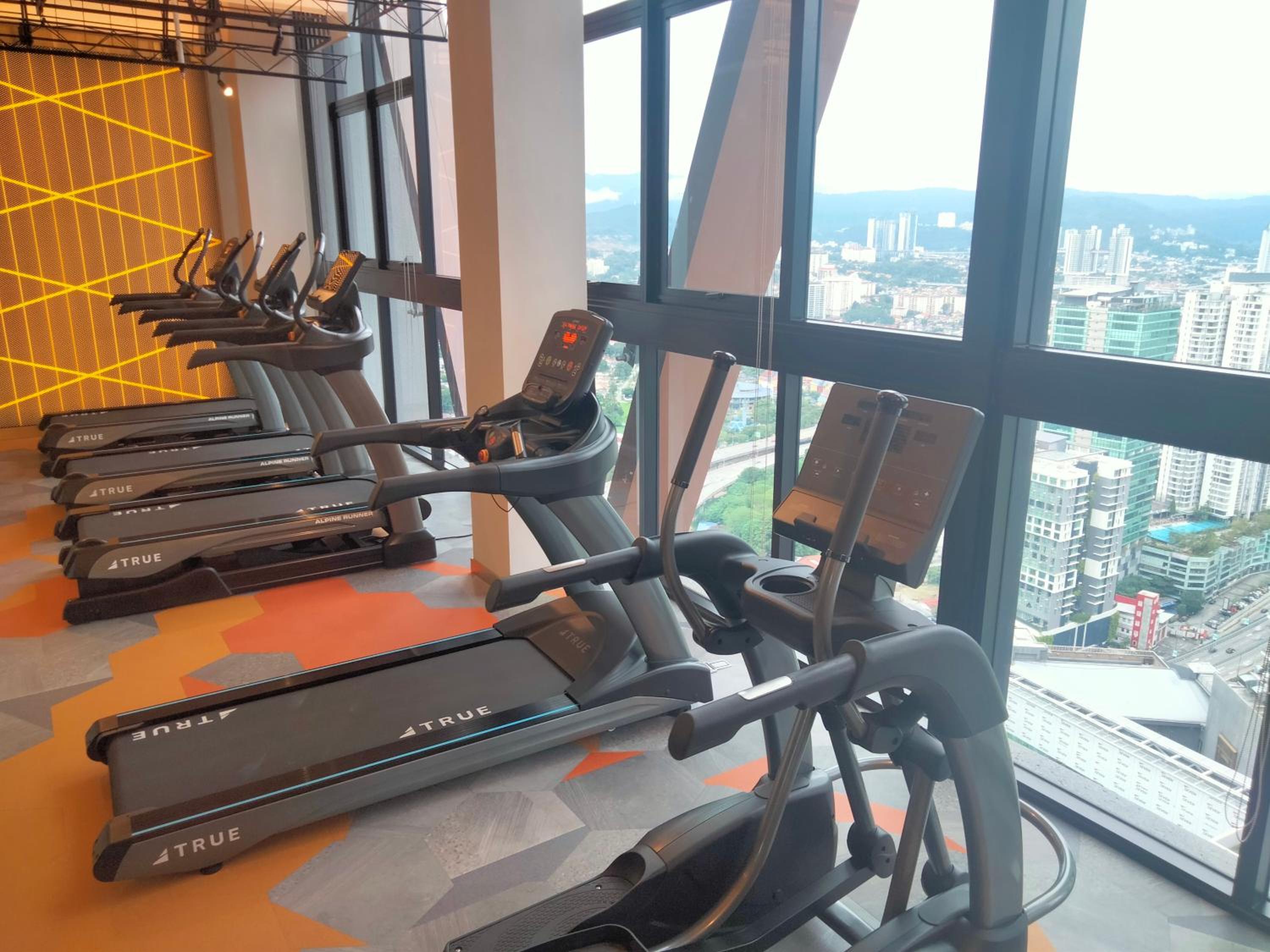 Scarletz Suites KLCC I HomeBrickz
