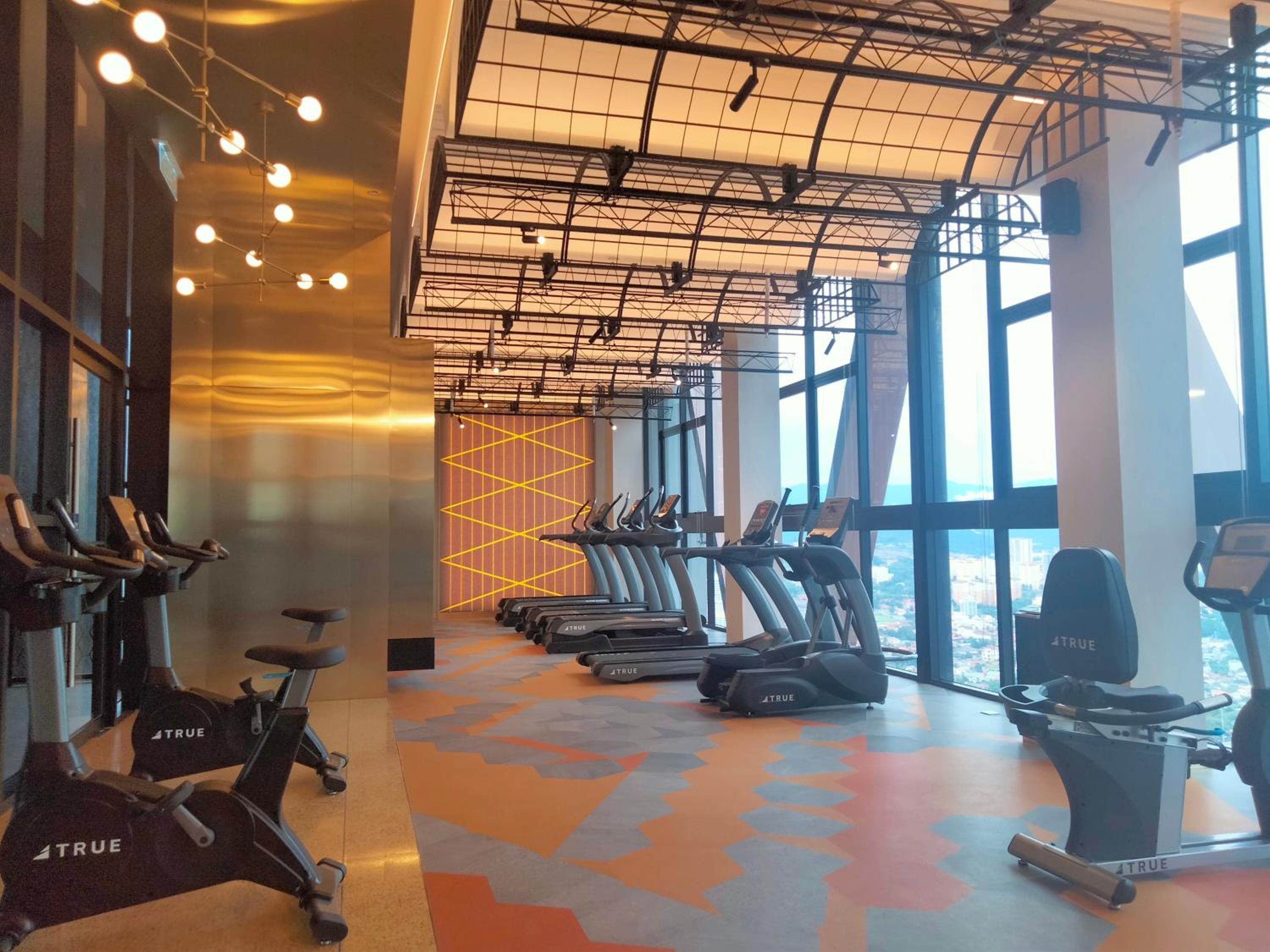 Scarletz Suites KLCC I HomeBrickz
