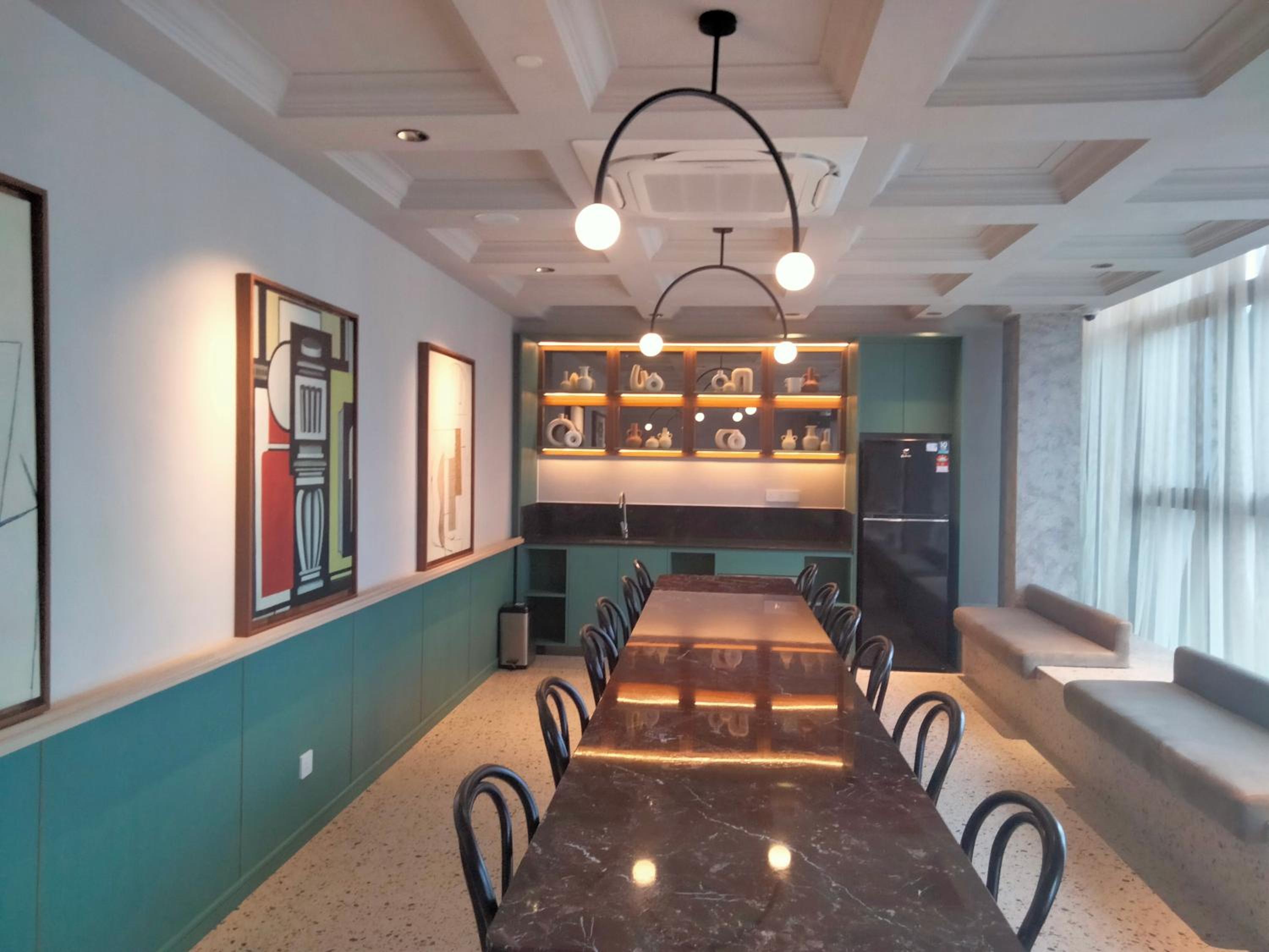 Scarletz Suites KLCC I HomeBrickz
