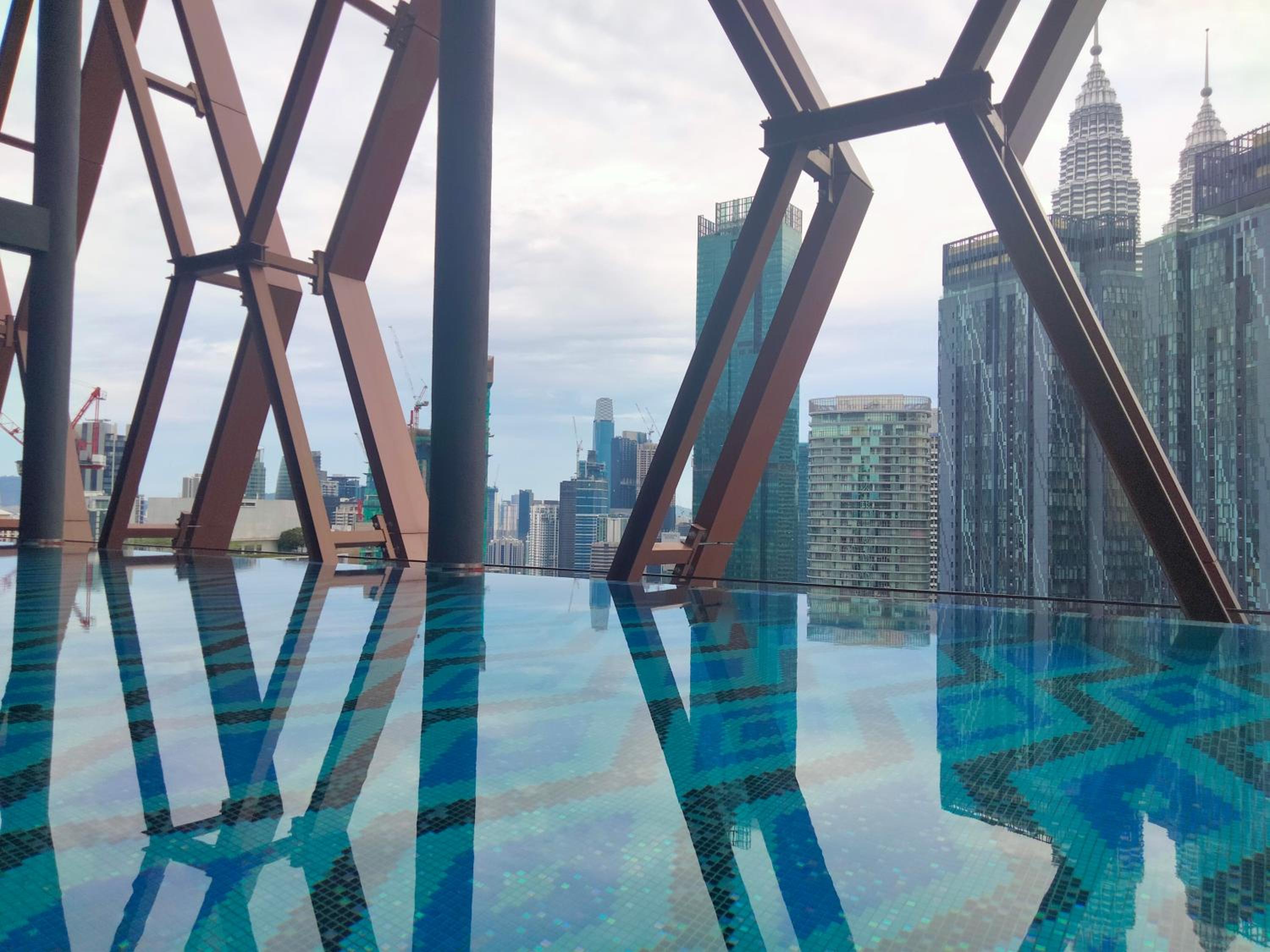 Scarletz Suites KLCC I HomeBrickz