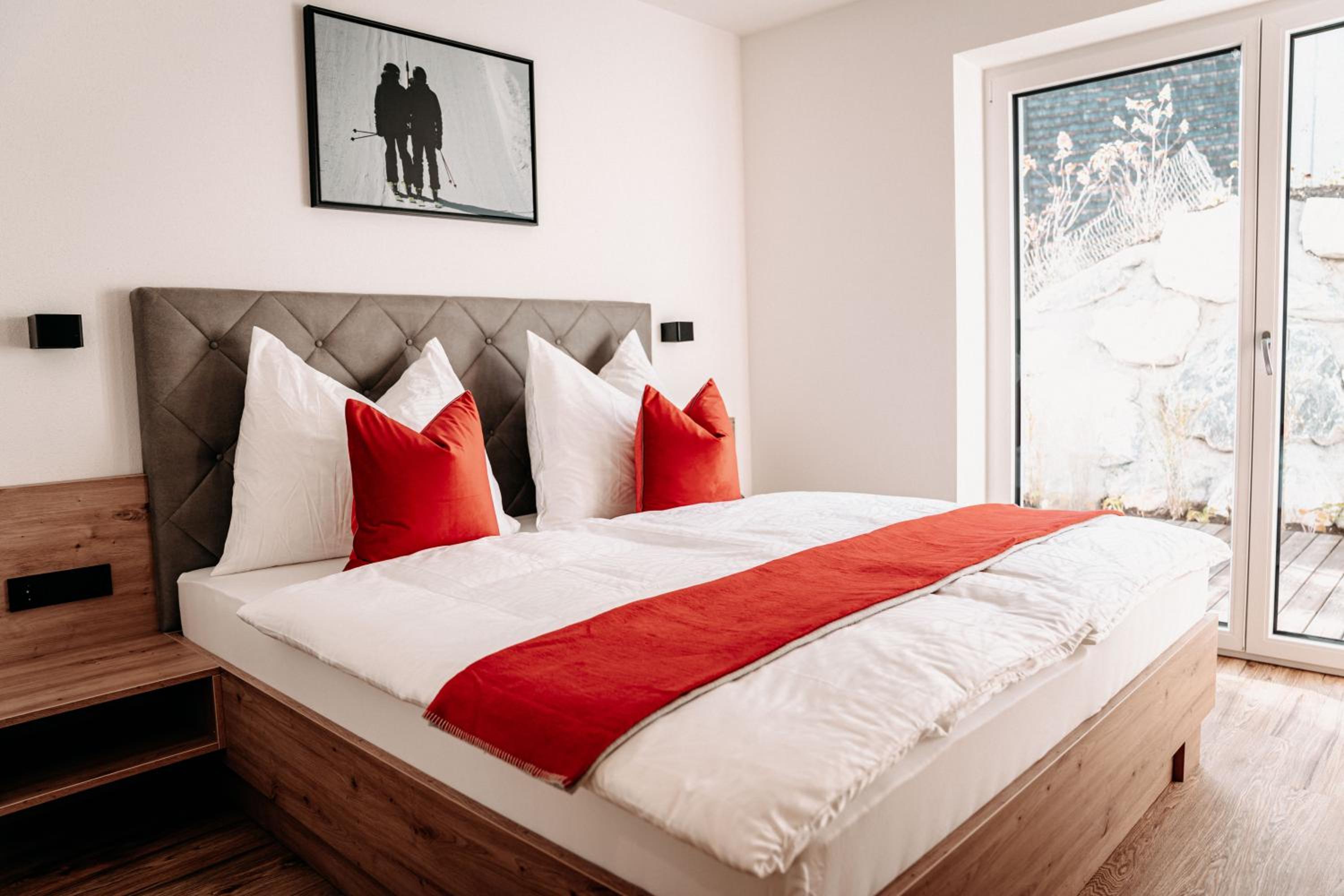 Tanners Chalet Apartments