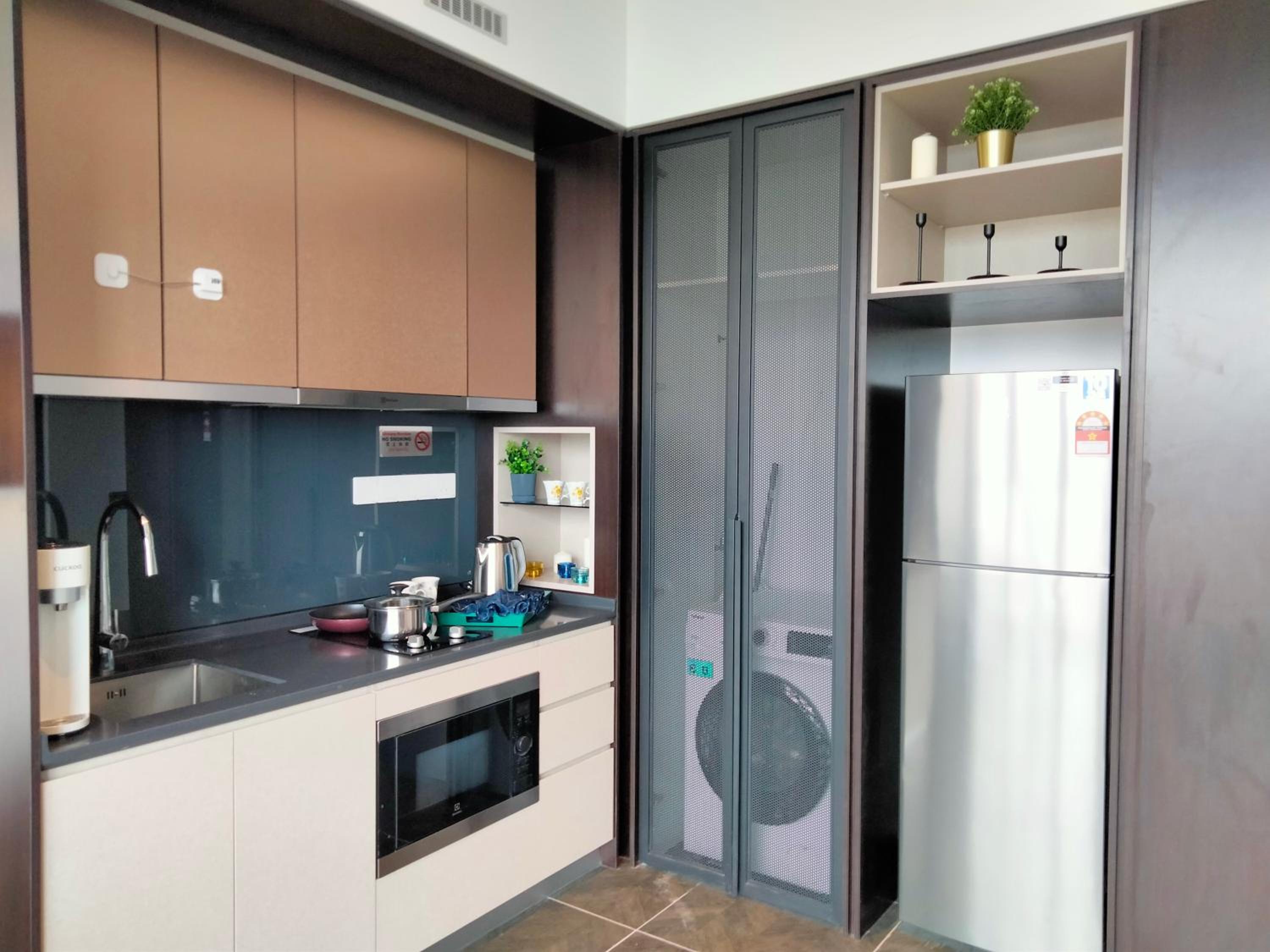 Scarletz Suites KLCC I HomeBrickz