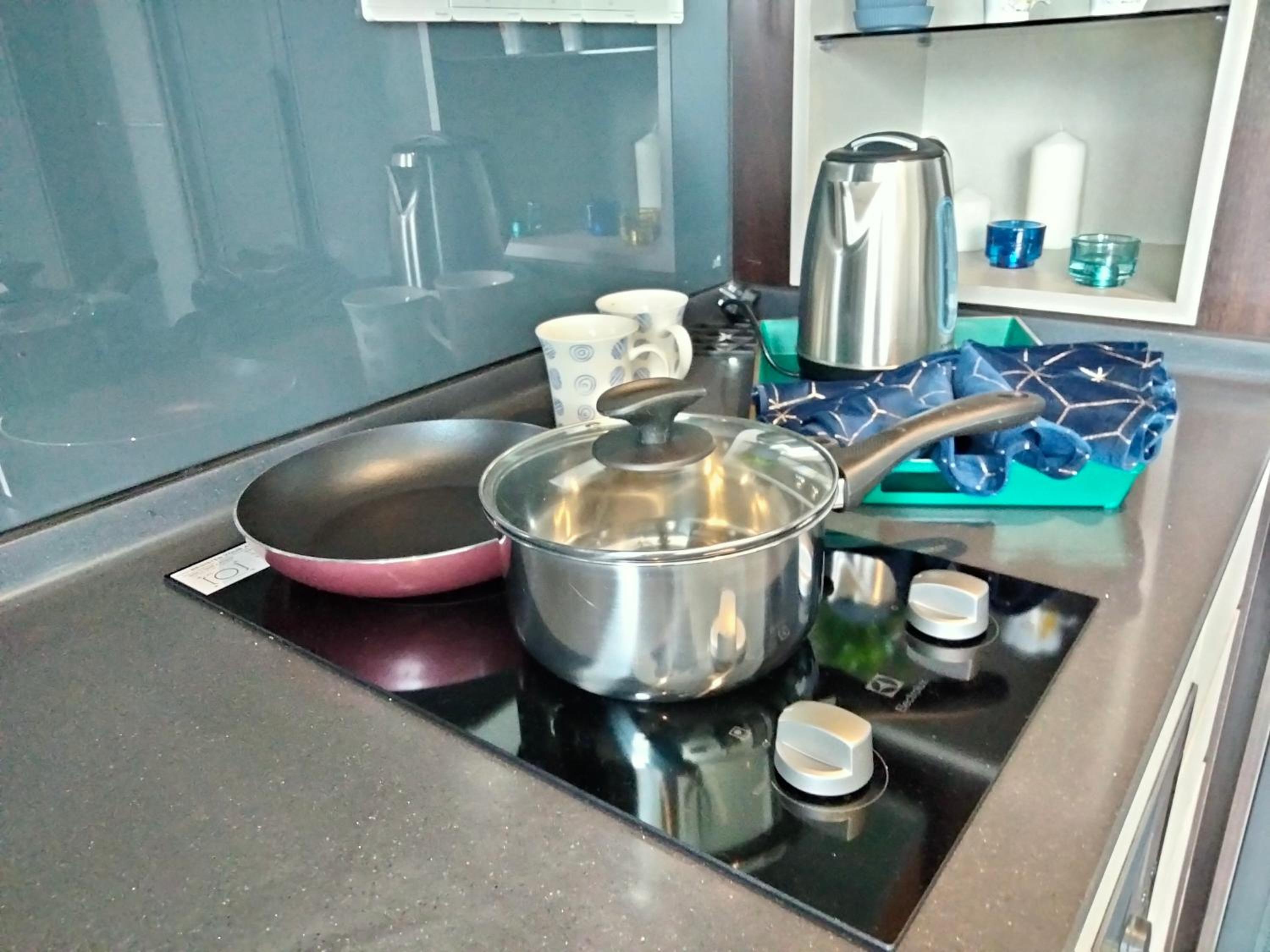 Scarletz Suites KLCC I HomeBrickz