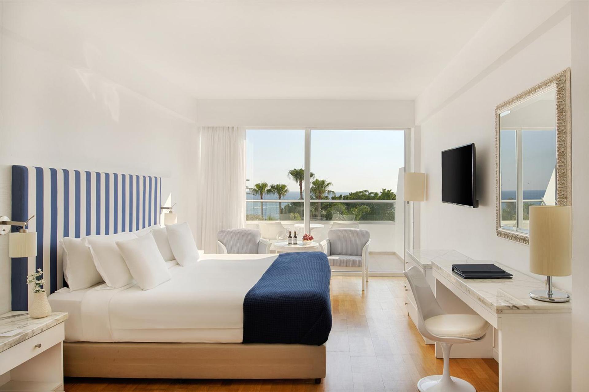 Grecian Sands Hotel — photo 36