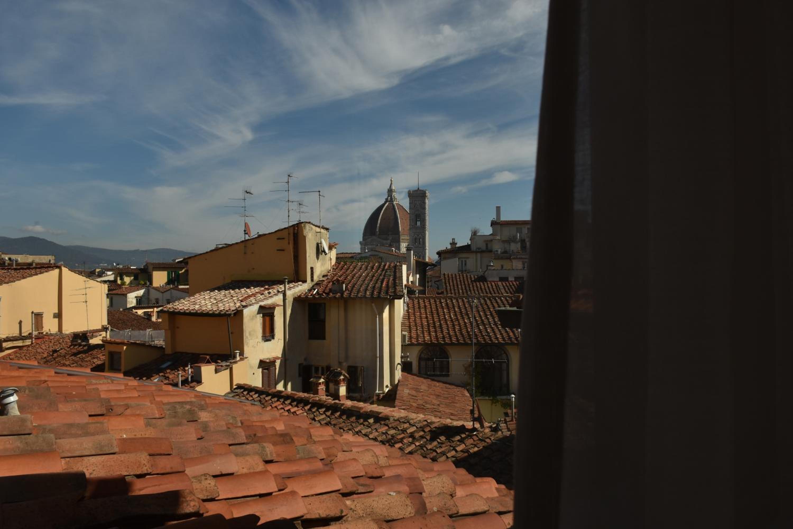 HR BEDROOMS IN FLORENCE