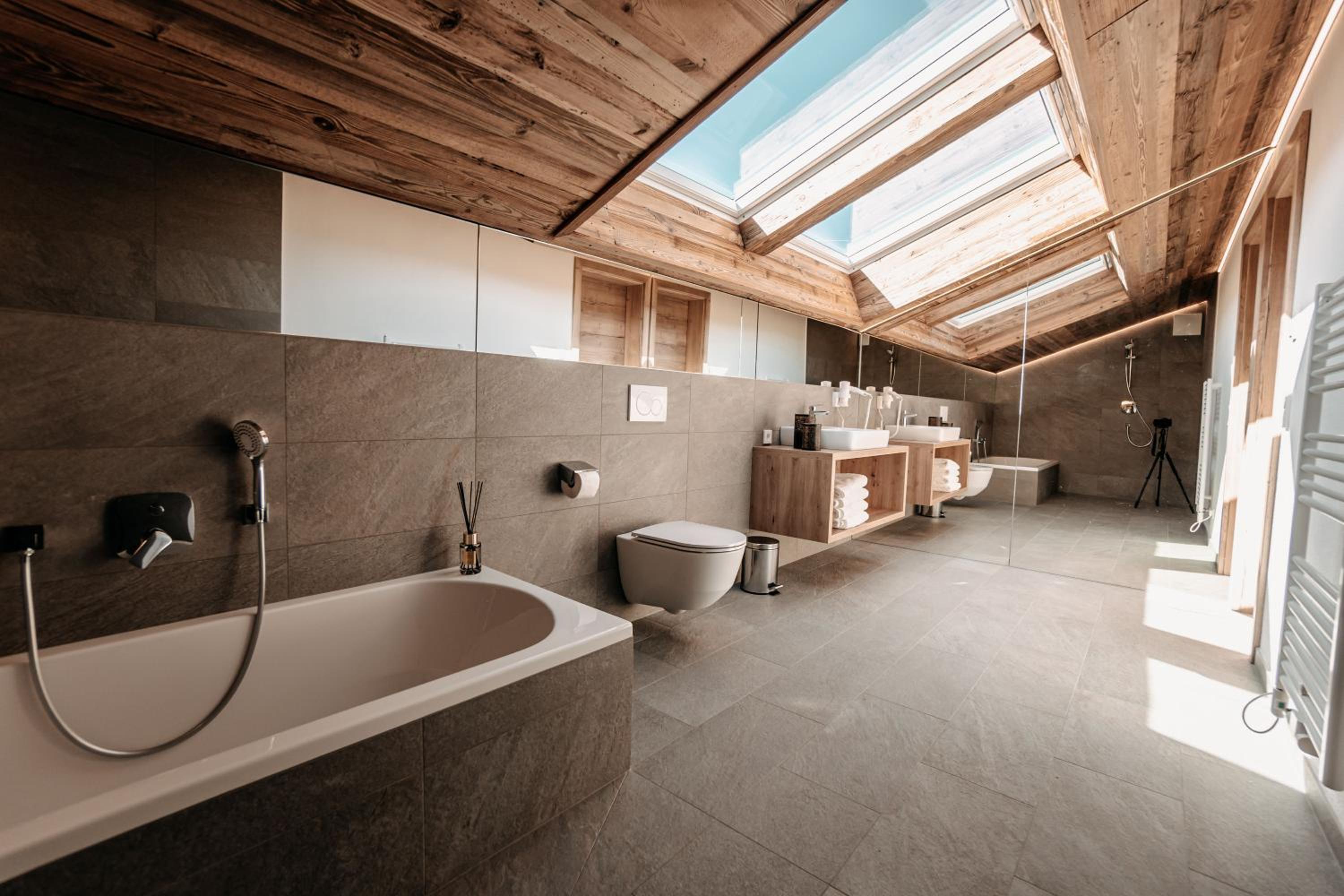 Tanners Chalet Apartments