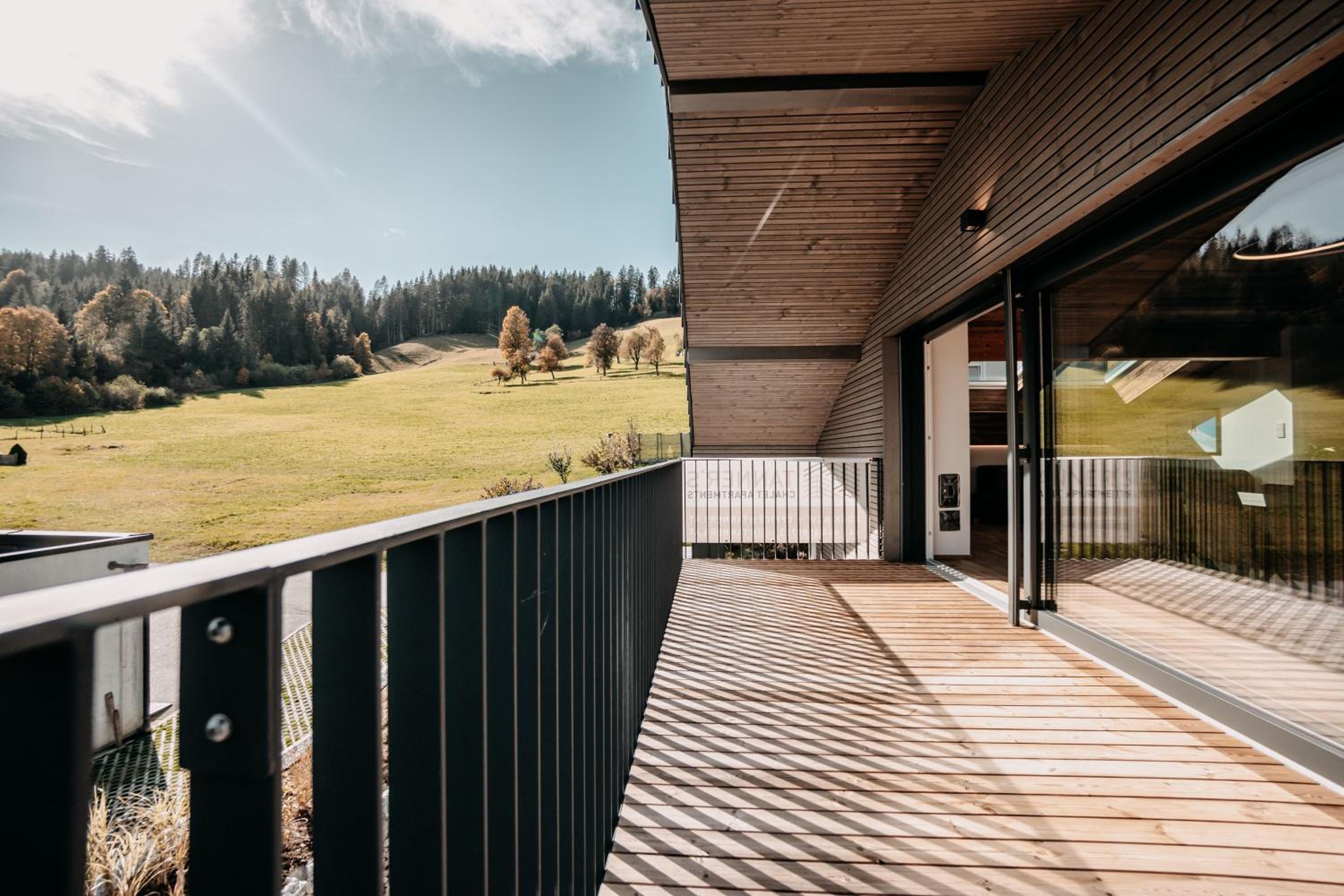 Tanners Chalet Apartments