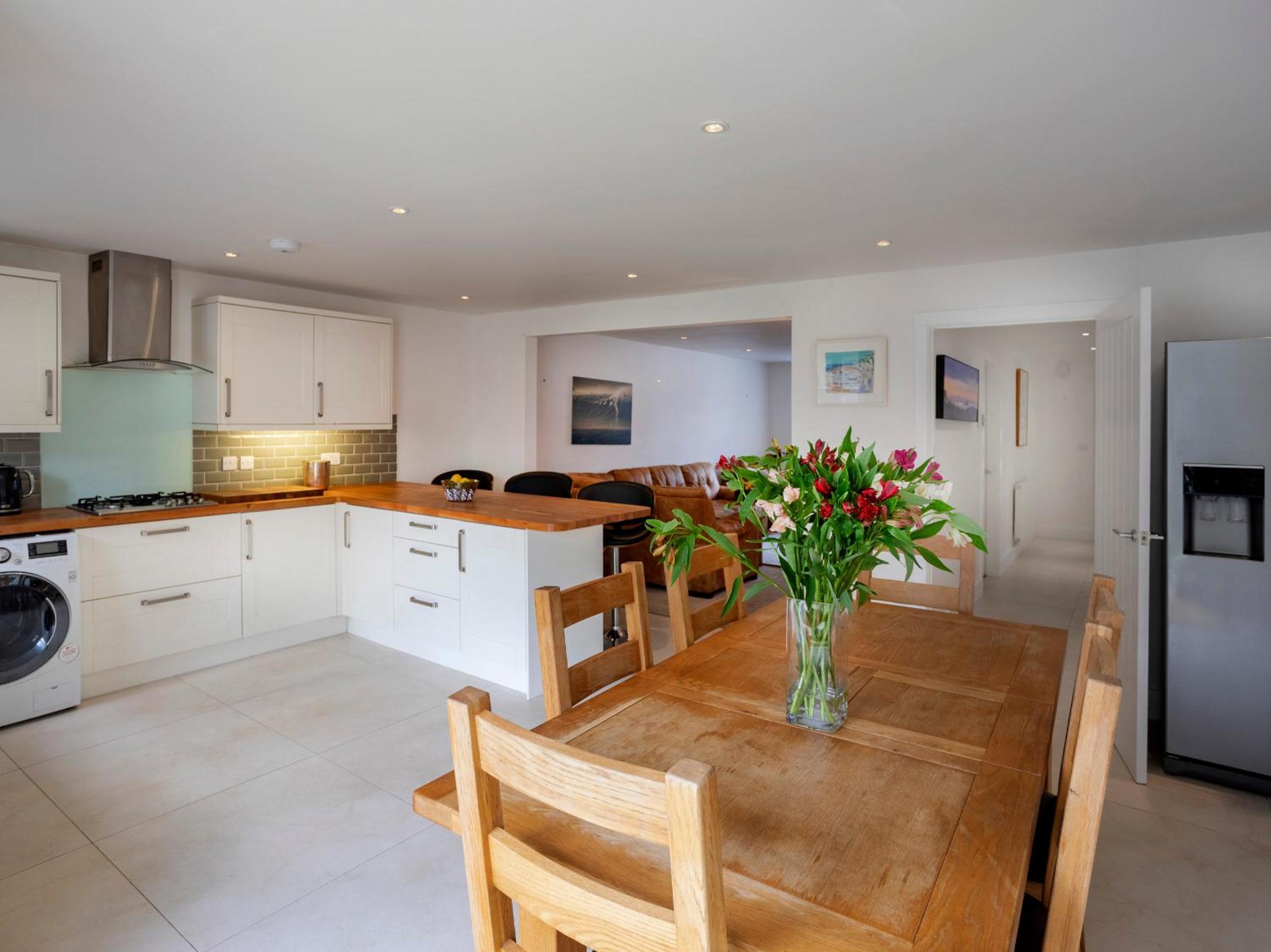 Luxe Detached 3 Bed Luxe House on Exclusive Private Estate Close to Coast Free Hot Tub Sleeps 6 Private Parking for 2 Cars view 5