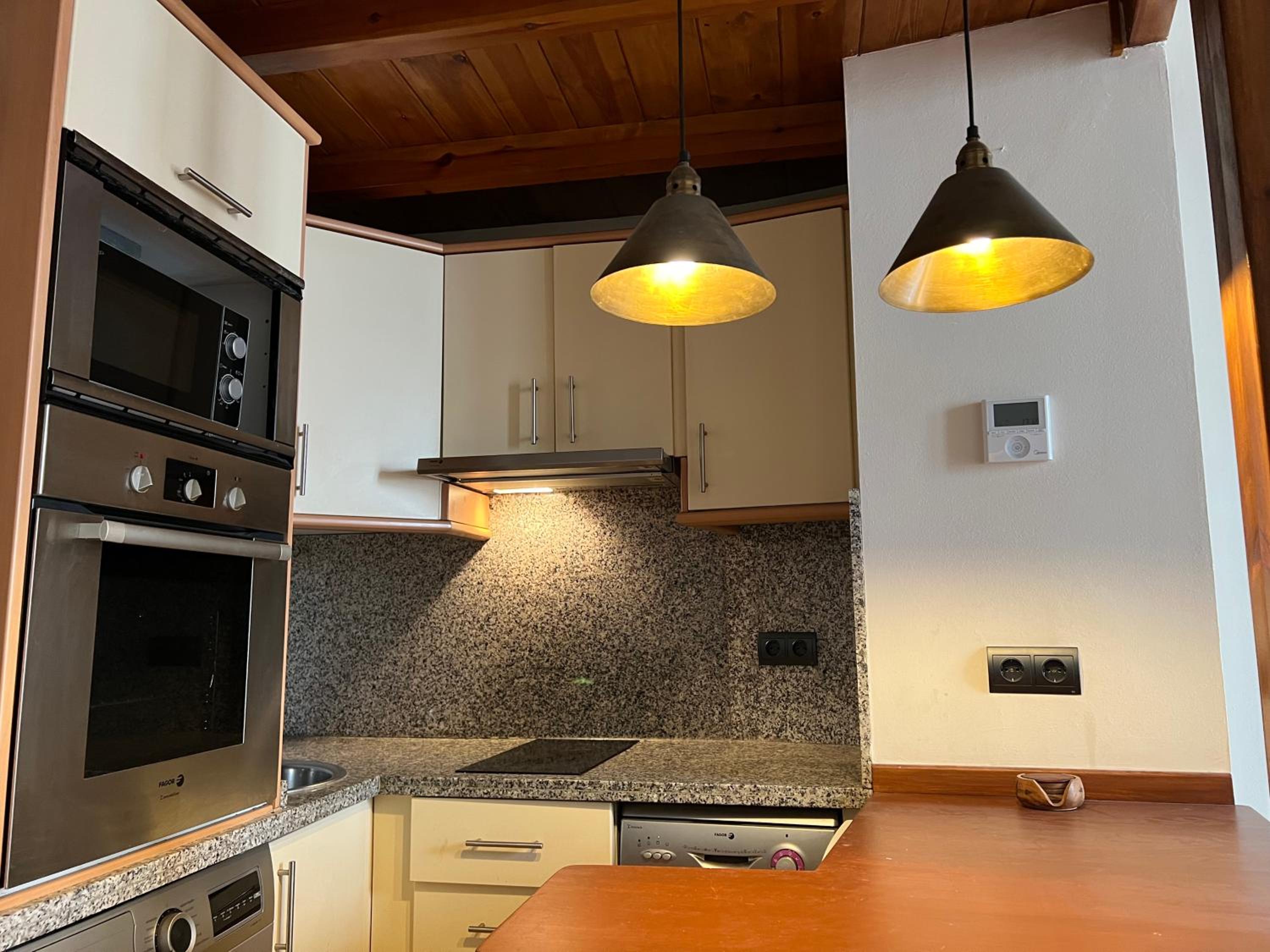 Wonderful Apartment in Malaga Oldtown Calle Carreteria FREE WIFI&AC